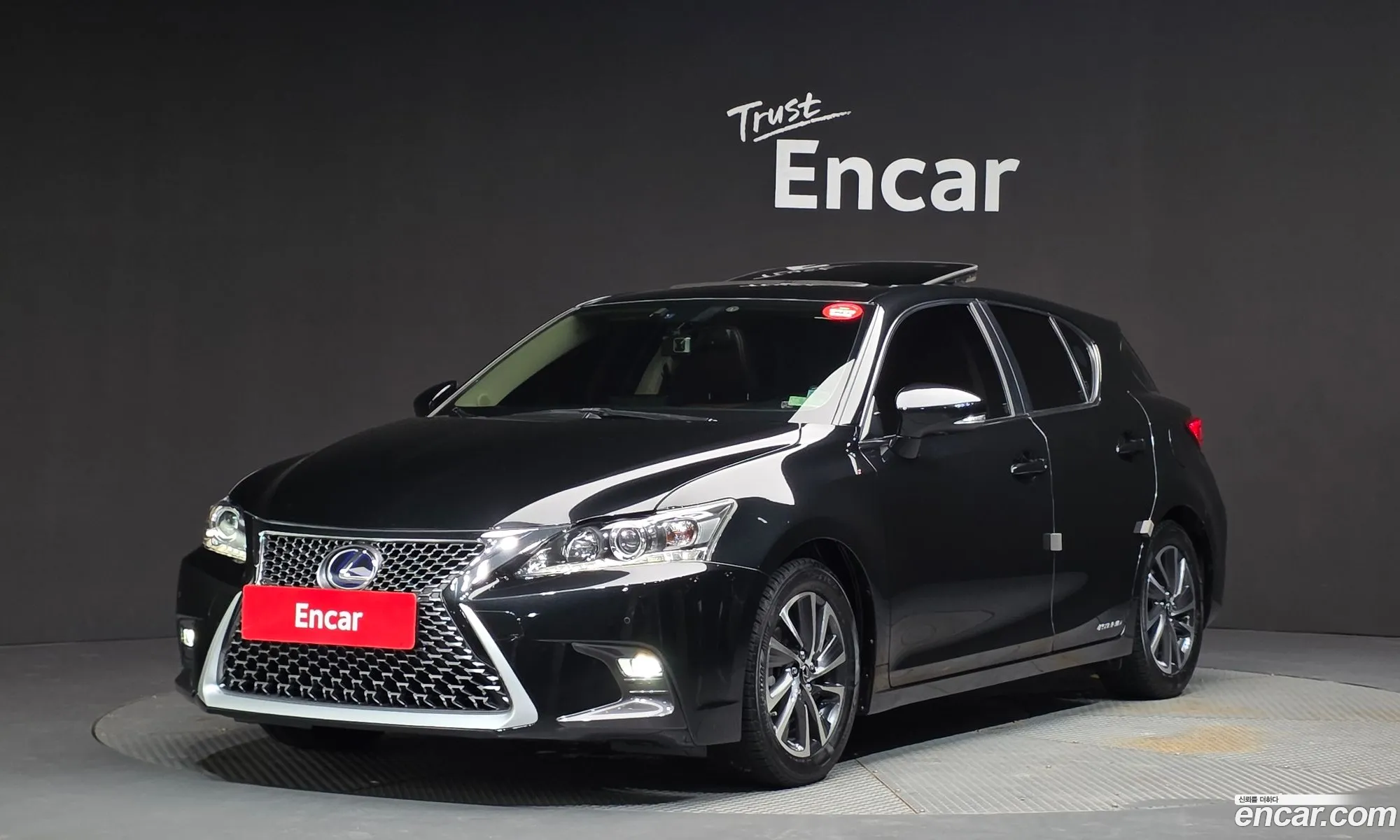 Lexus CT200h 2017 JTHKD5BH8J2314495 — 19