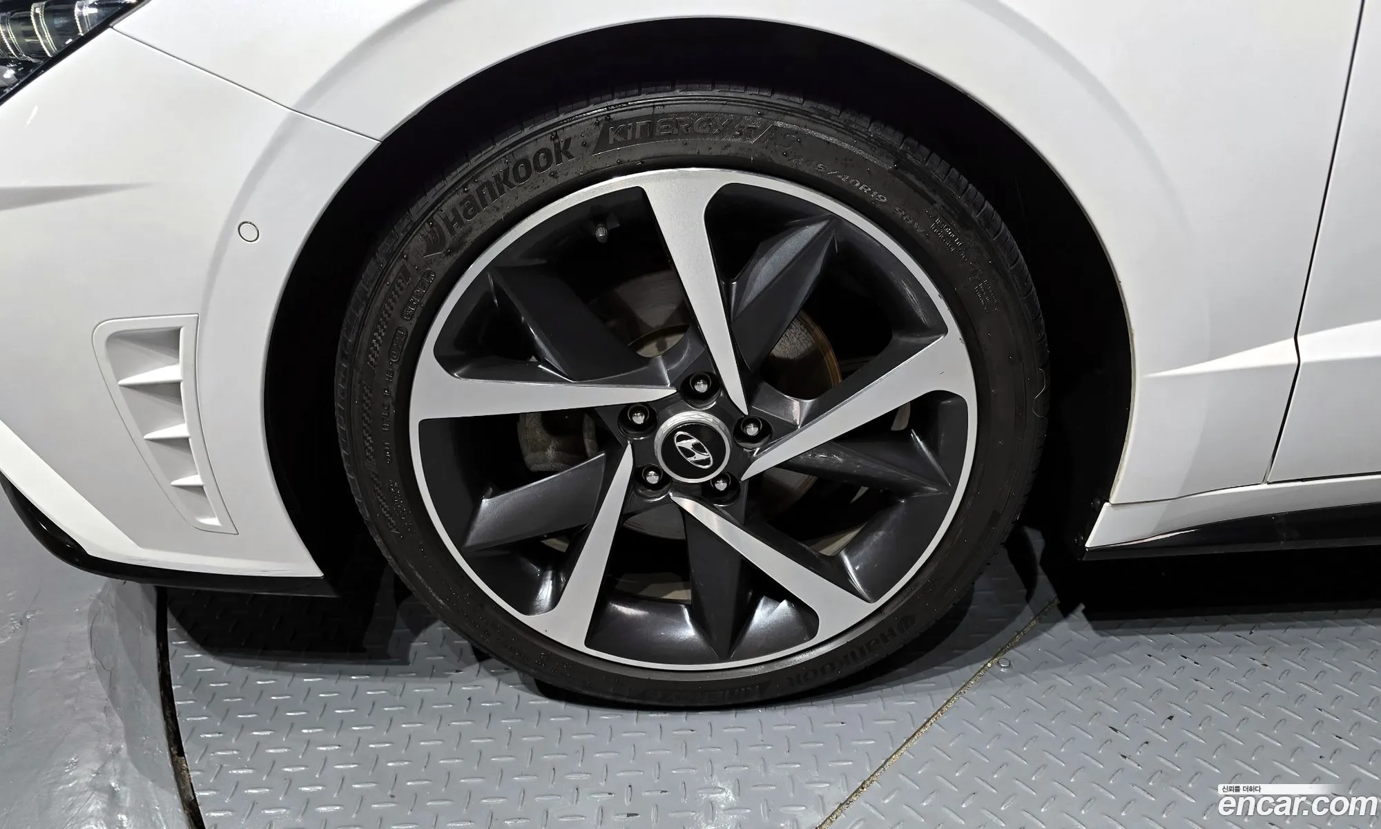 Hyundai Sonata 2020 — 17
