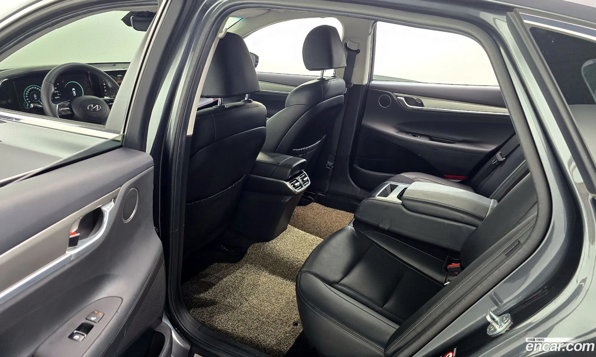 Hyundai Grandeur IG 2020 — 20