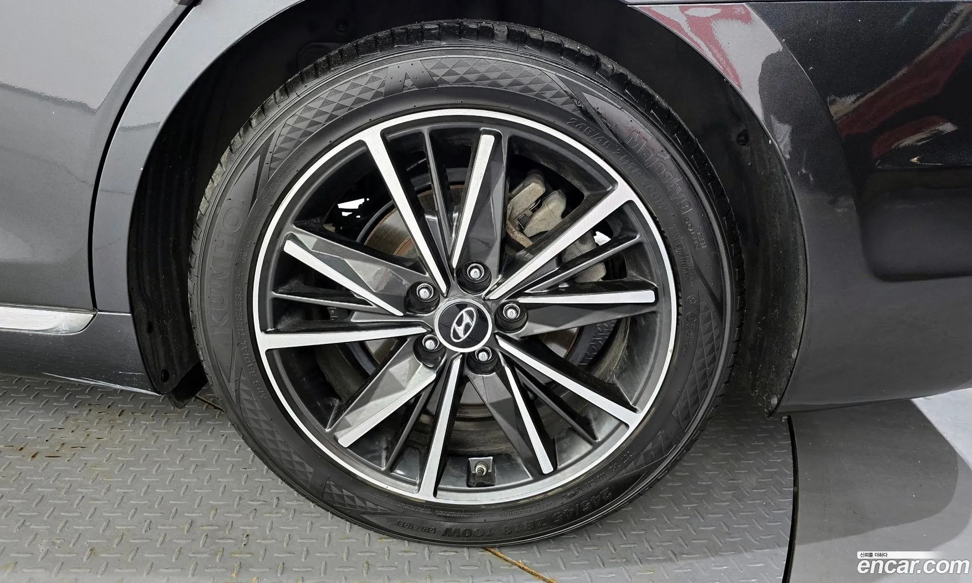 Hyundai Grandeur IG 2020 — 18