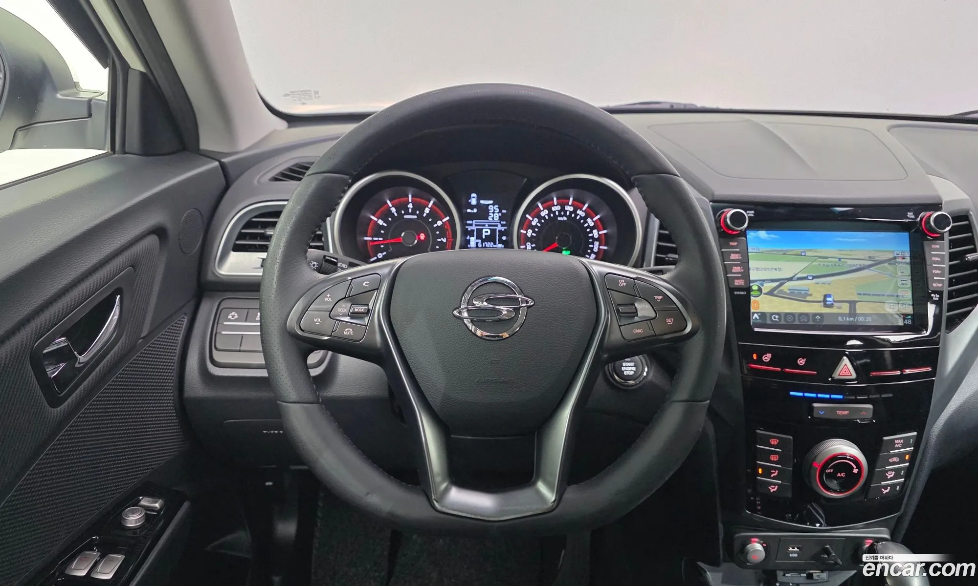 KG Mobility (SsangYong) Tivoli Armour 2018 — 26