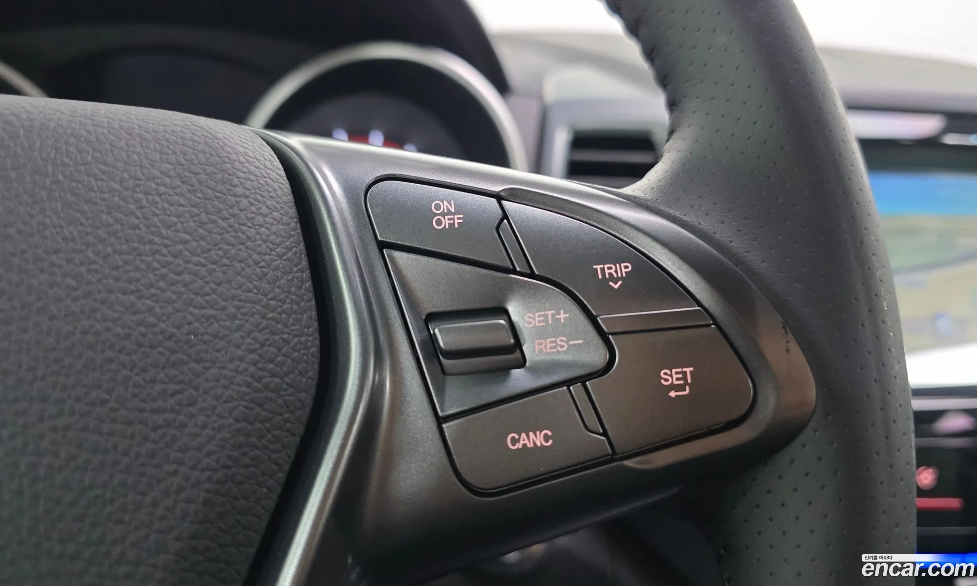 KG Mobility (SsangYong) Tivoli Armour 2018 — 11