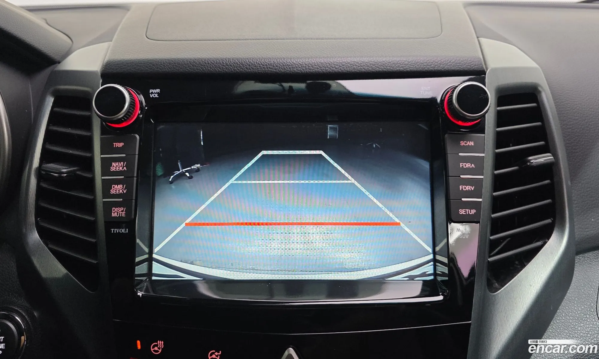KG Mobility (SsangYong) Tivoli Armour 2018 — 18