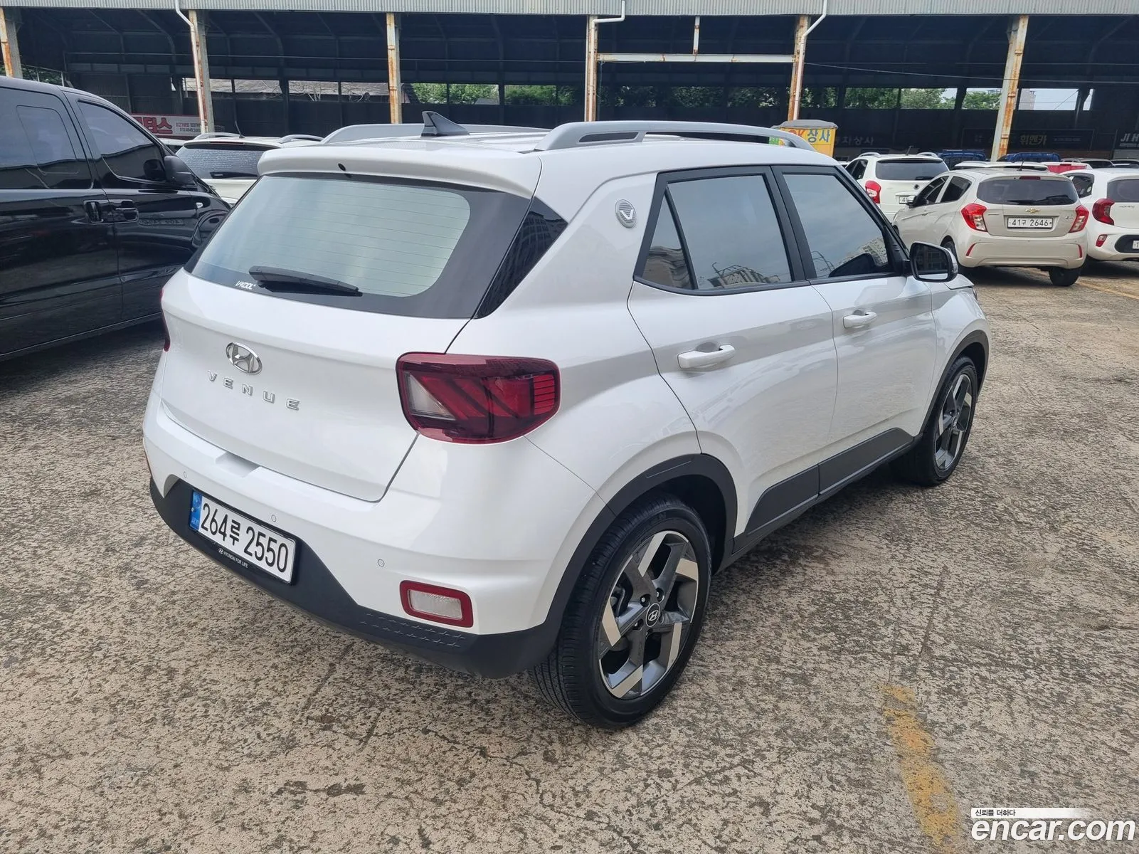 Hyundai Venue 2024 — 13