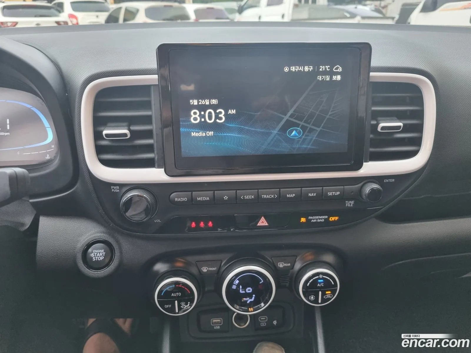 Hyundai Venue 2024 — 3
