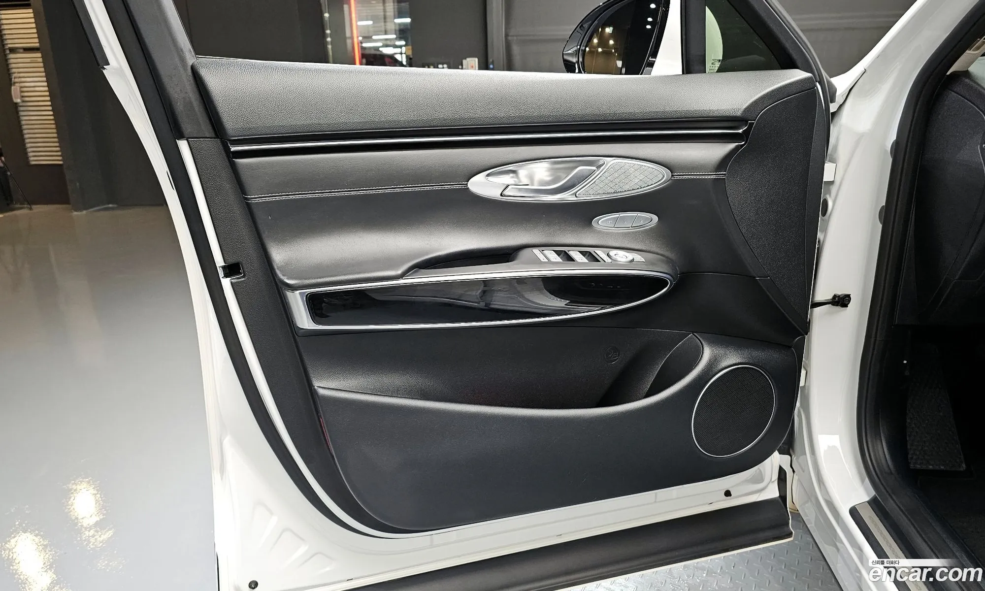 Genesis GV70 2023 — 20