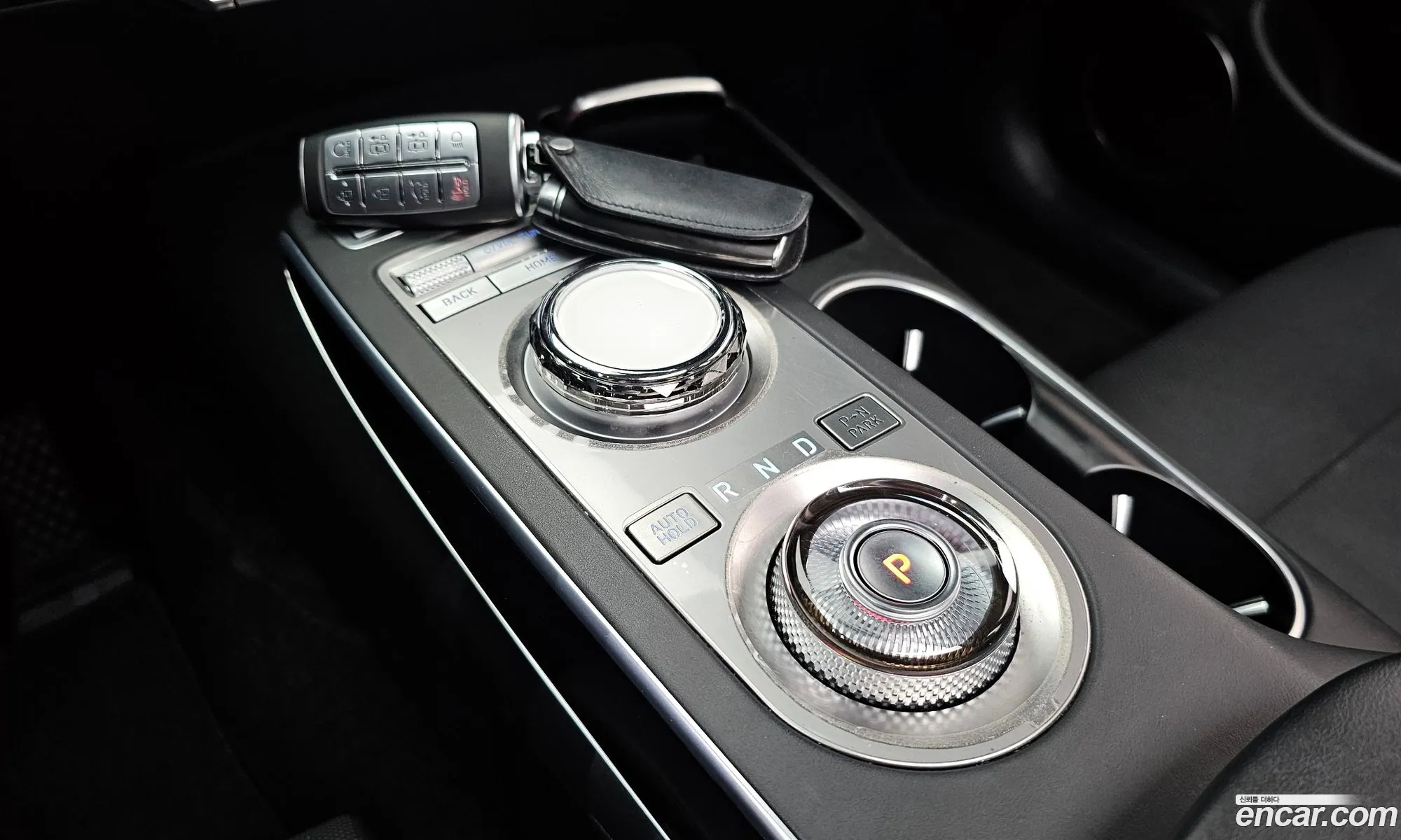 Genesis GV70 2023 — 33