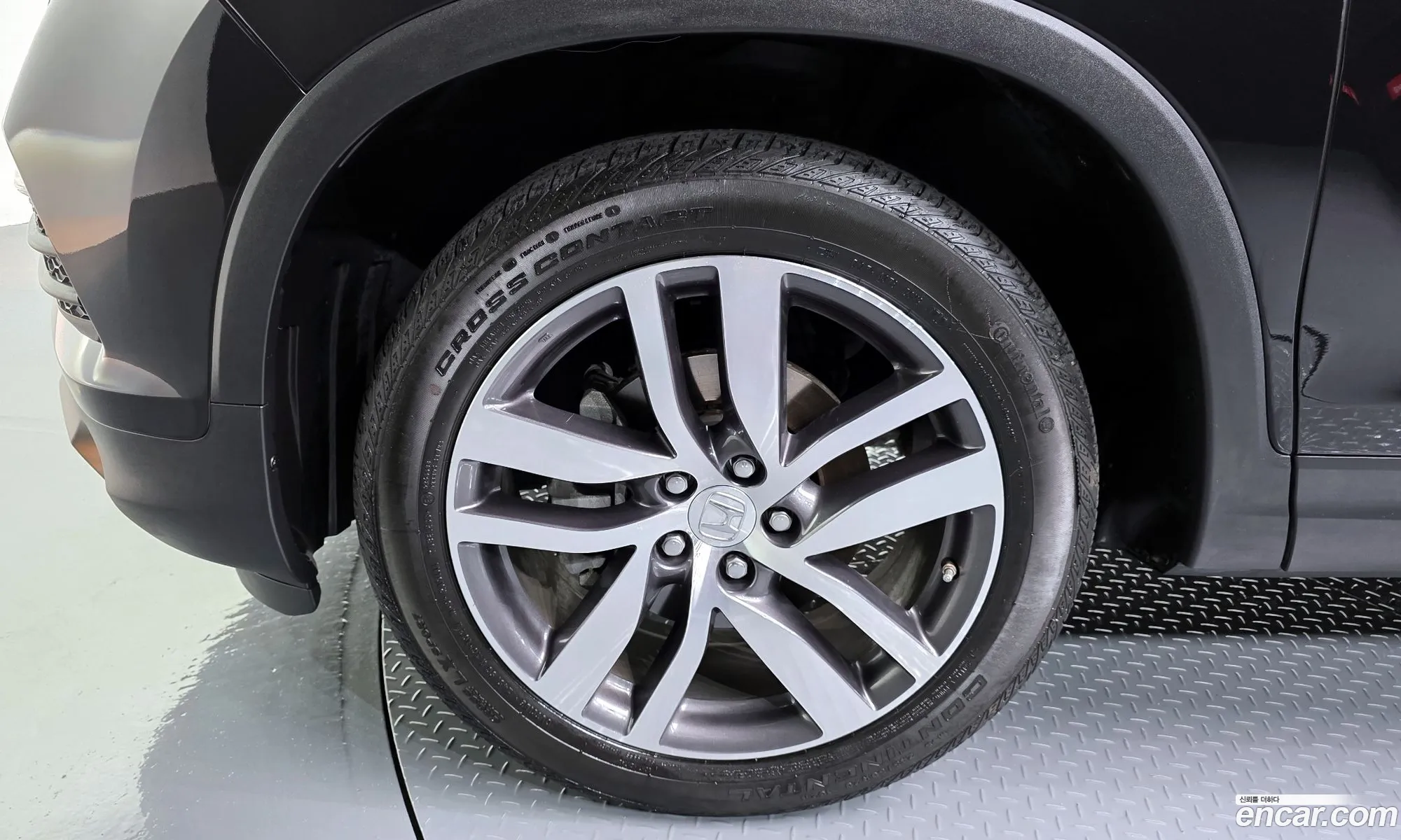 Honda Pilot 2017 5FNYF6850HB200750 — 13