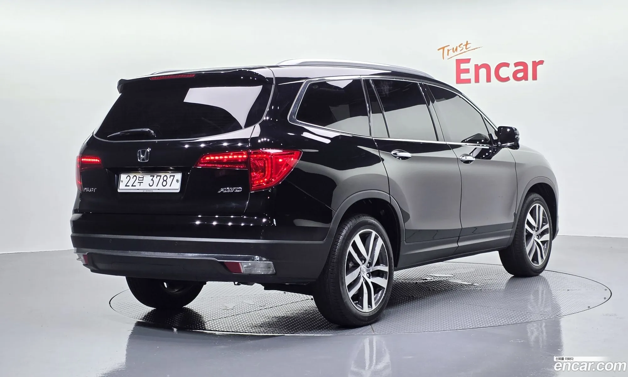 Honda Pilot 2017 5FNYF6850HB200750 — 27