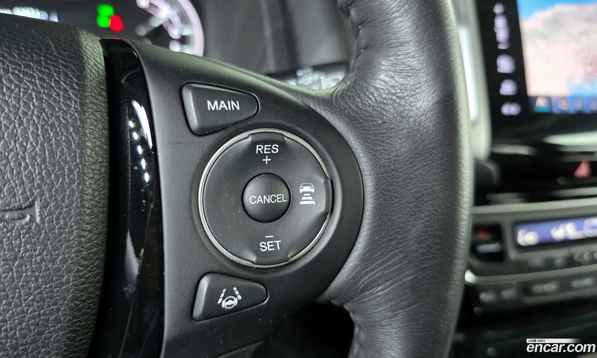 Honda Pilot 2017 5FNYF6850HB200750 — 14