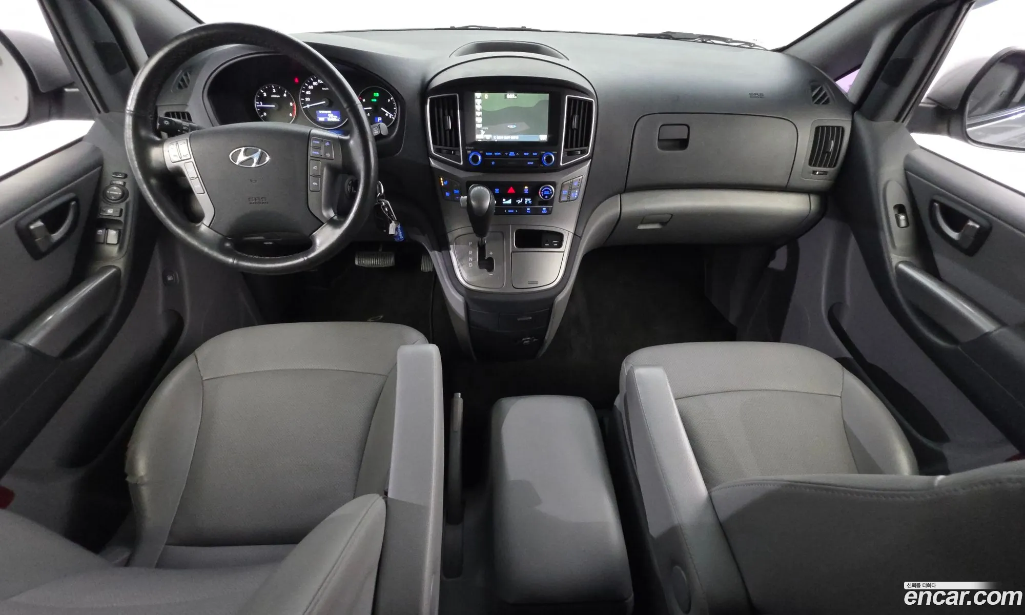 Hyundai Grand Starex 2018 — 4
