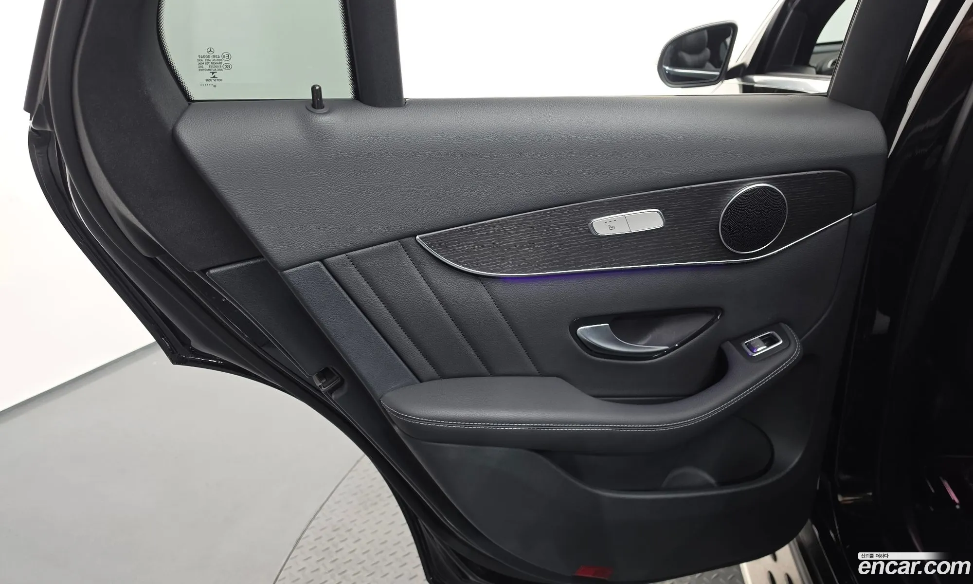 Mercedes-Benz GLC-Class X253 2020 — 23