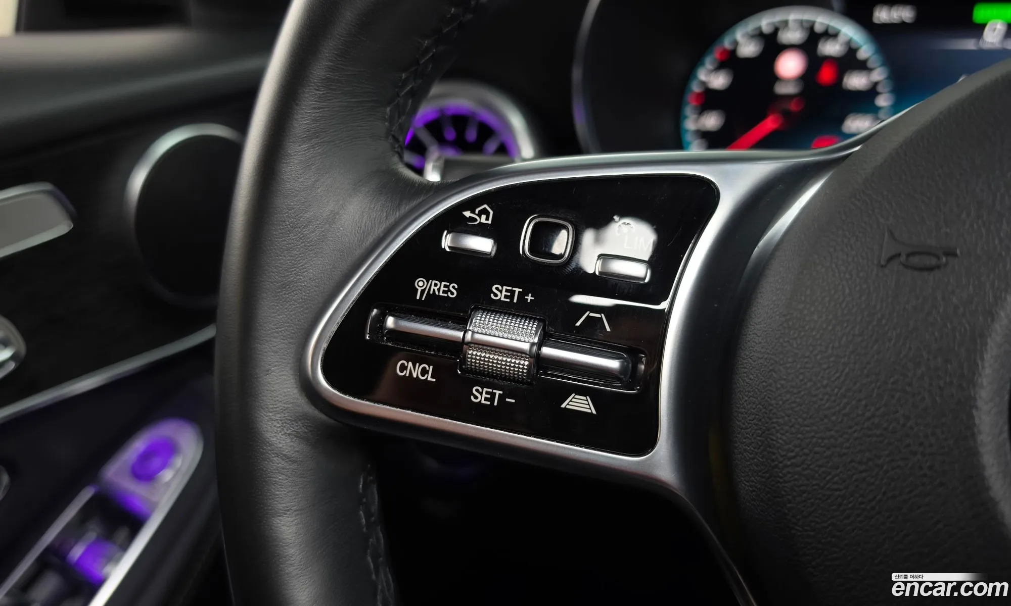 Mercedes-Benz GLC-Class X253 2020 — 30