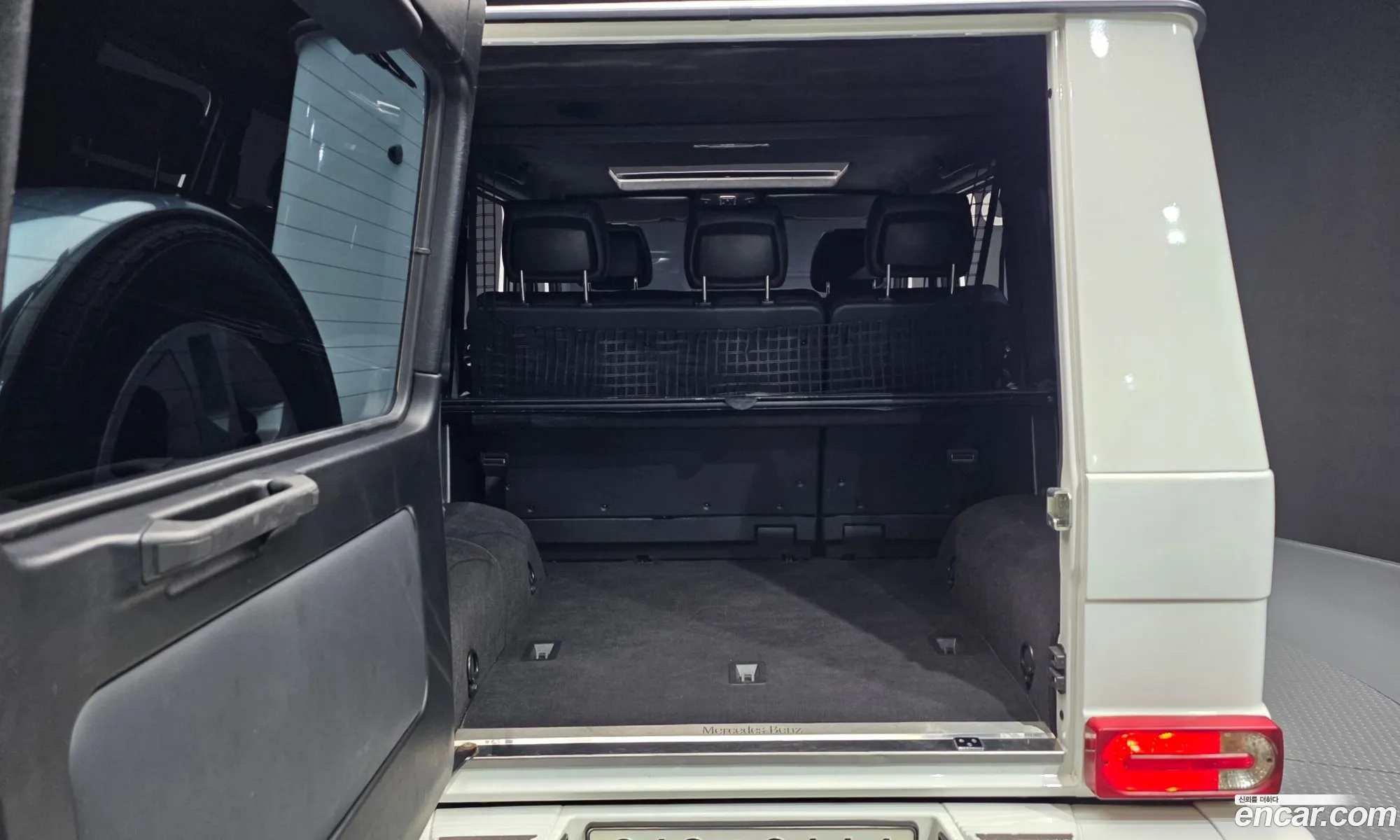 Mercedes-Benz G-Class W463 2014 — 17