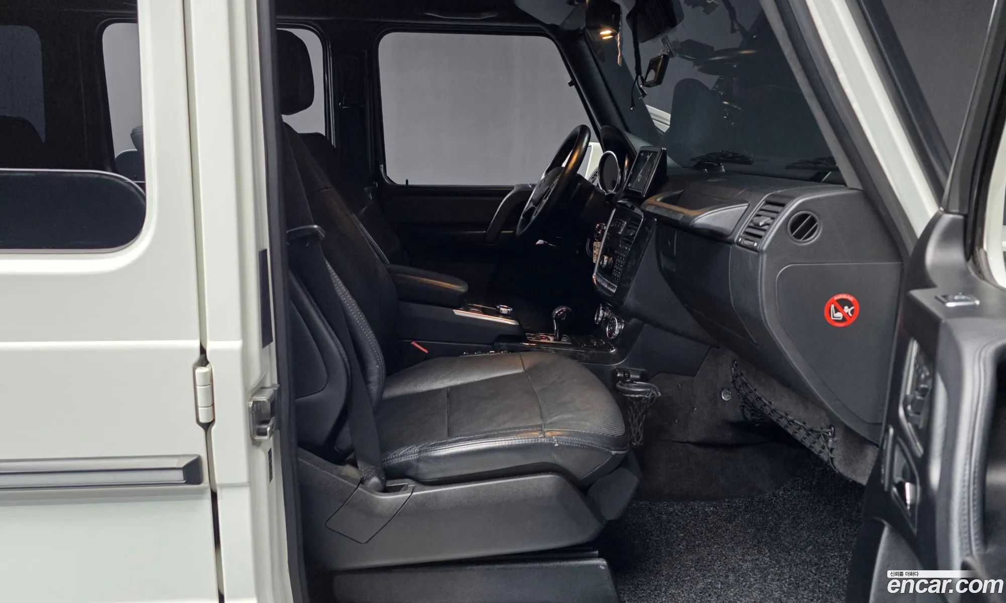 Mercedes-Benz G-Class W463 2014 — 18