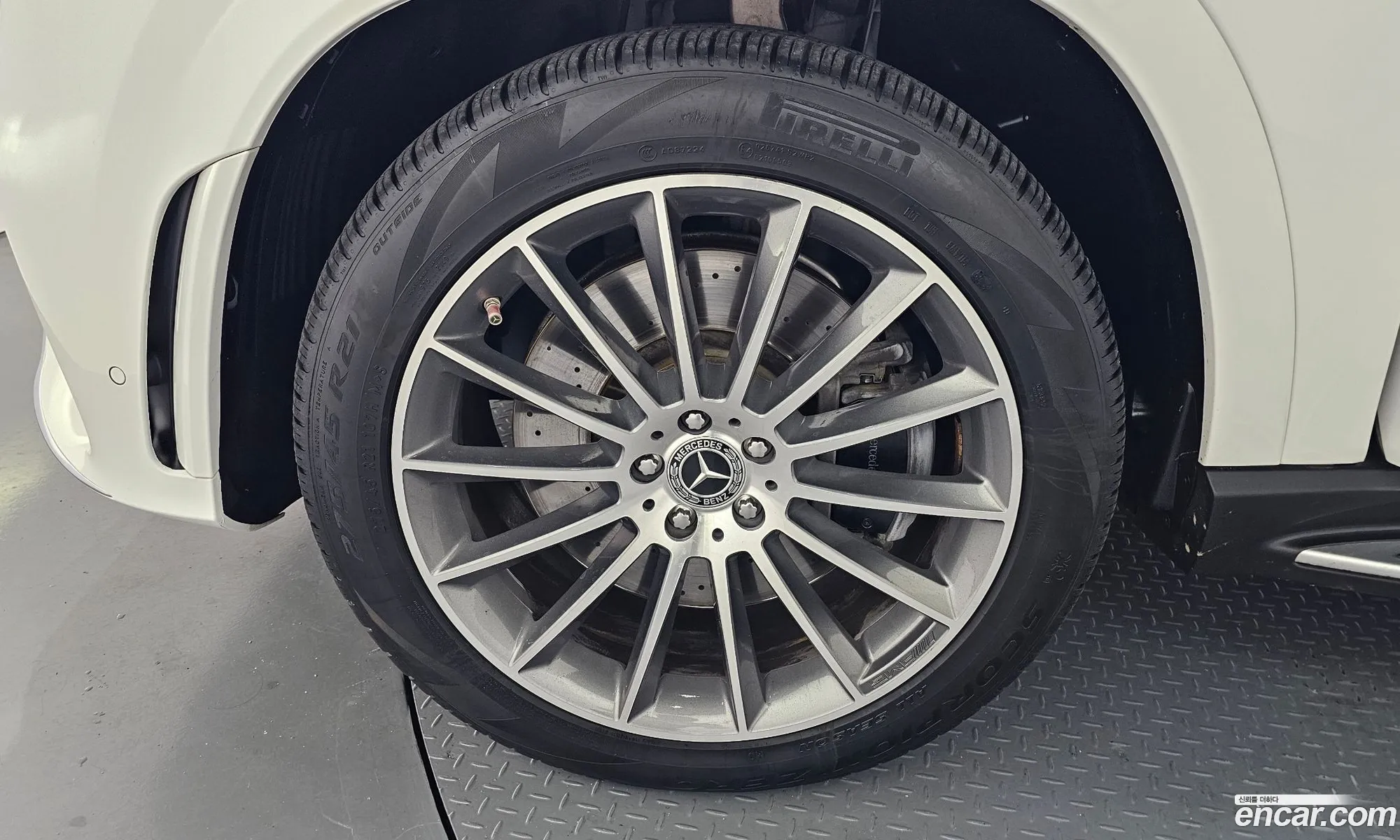 Mercedes-Benz GLE-Class W167 2023 — 21