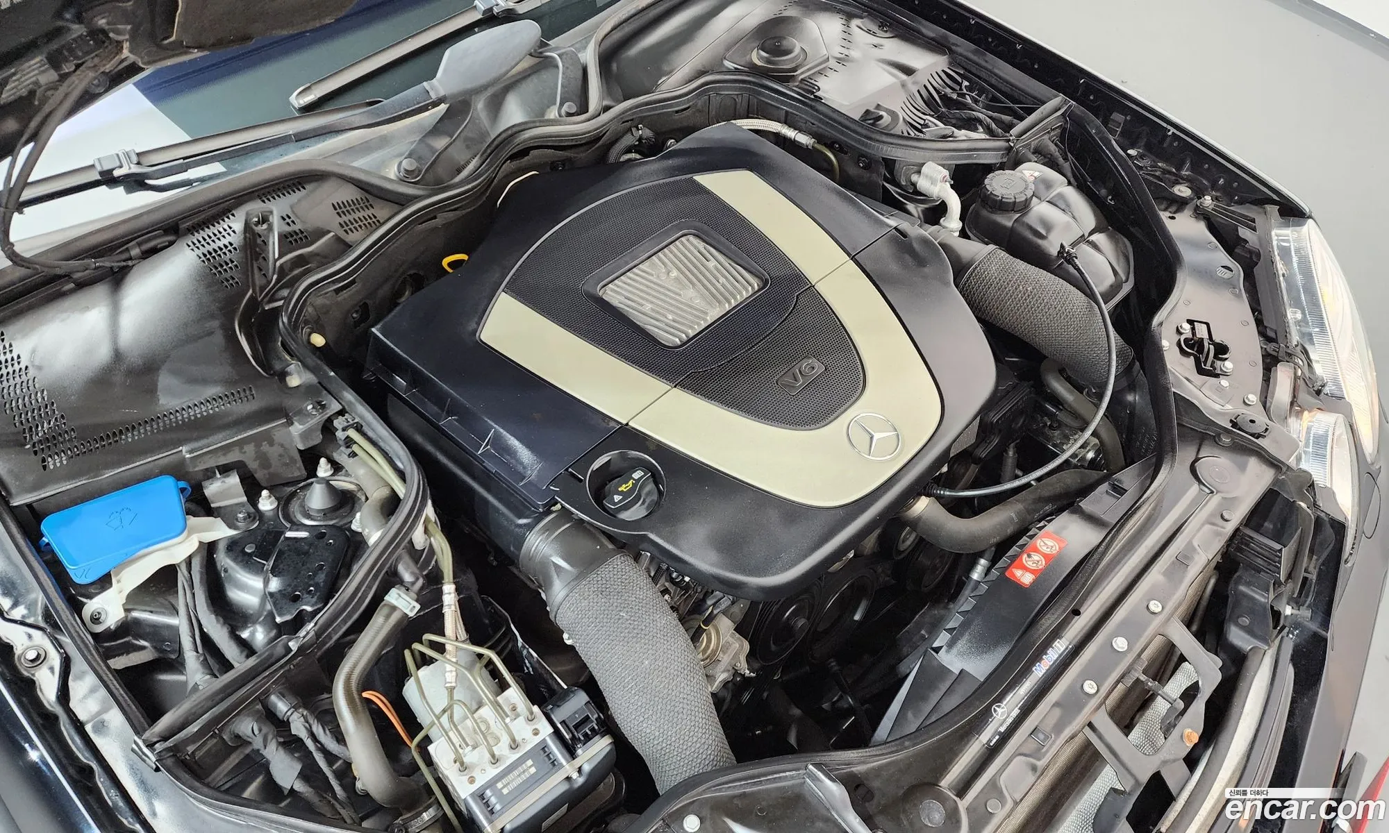 Mercedes-Benz E-Class W211 2009 WDBUF56XX9B369420 — 7