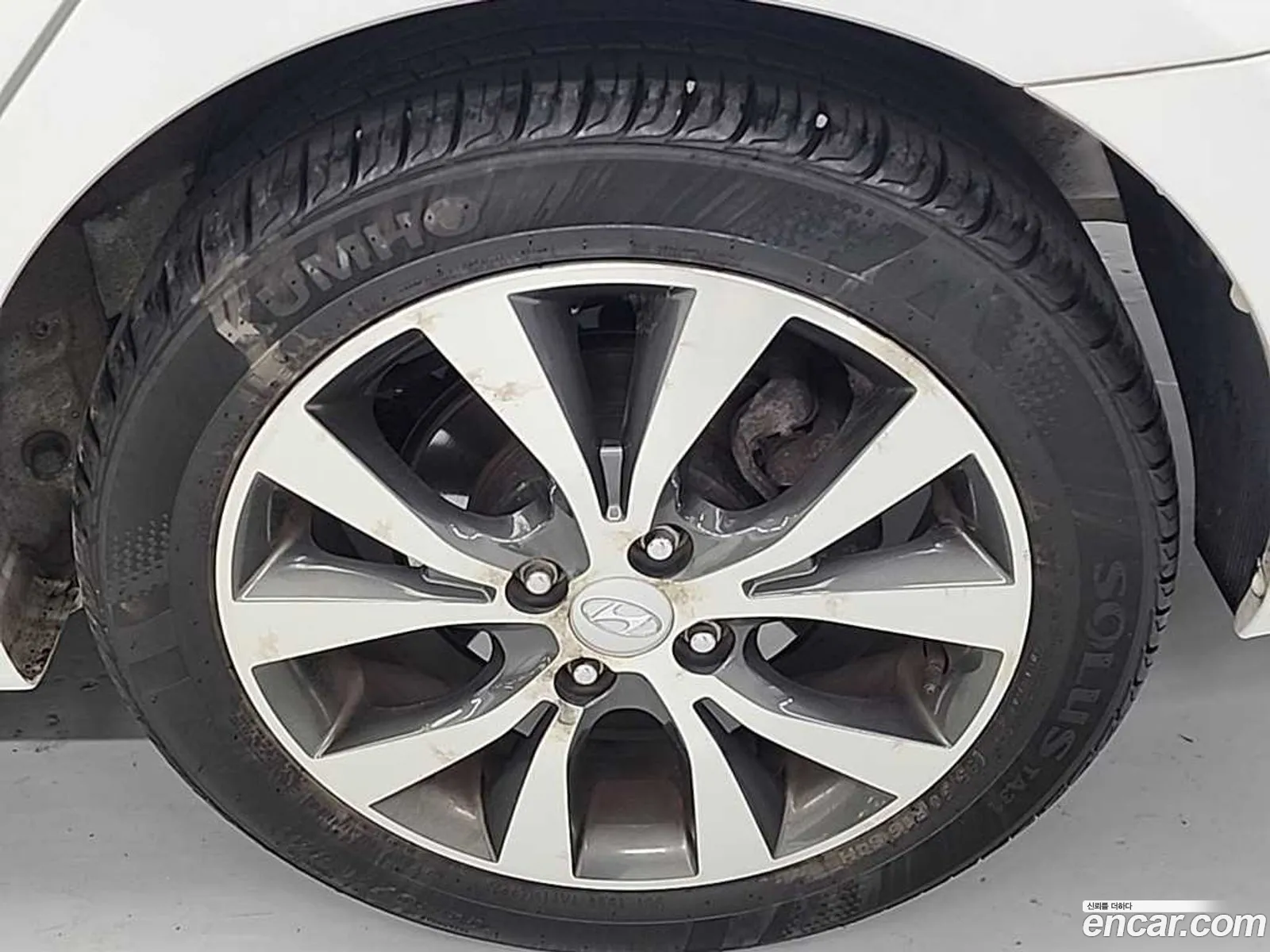 Hyundai Accent 2014 — 10