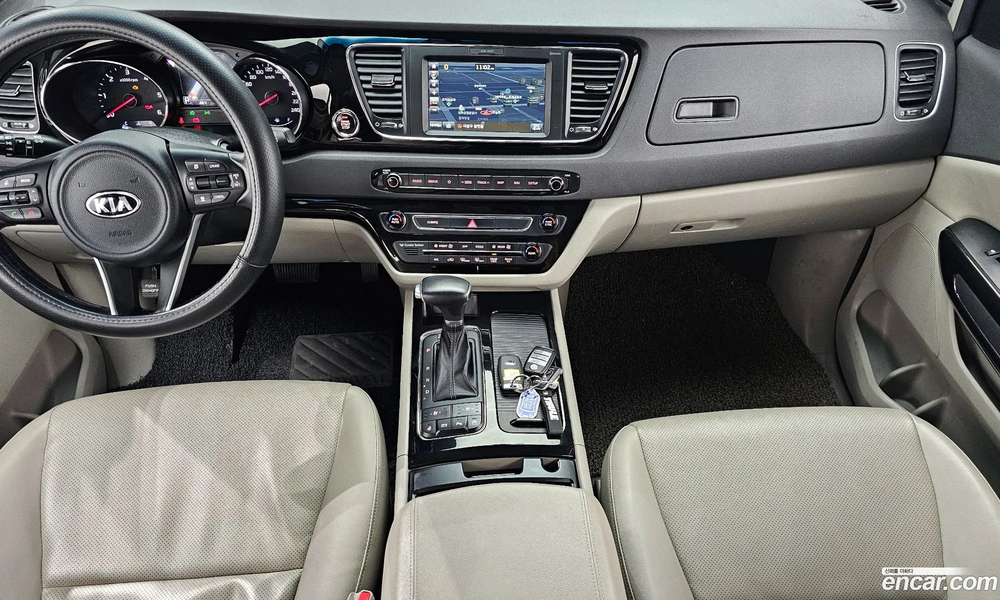 Kia Carnival 2017 — 7