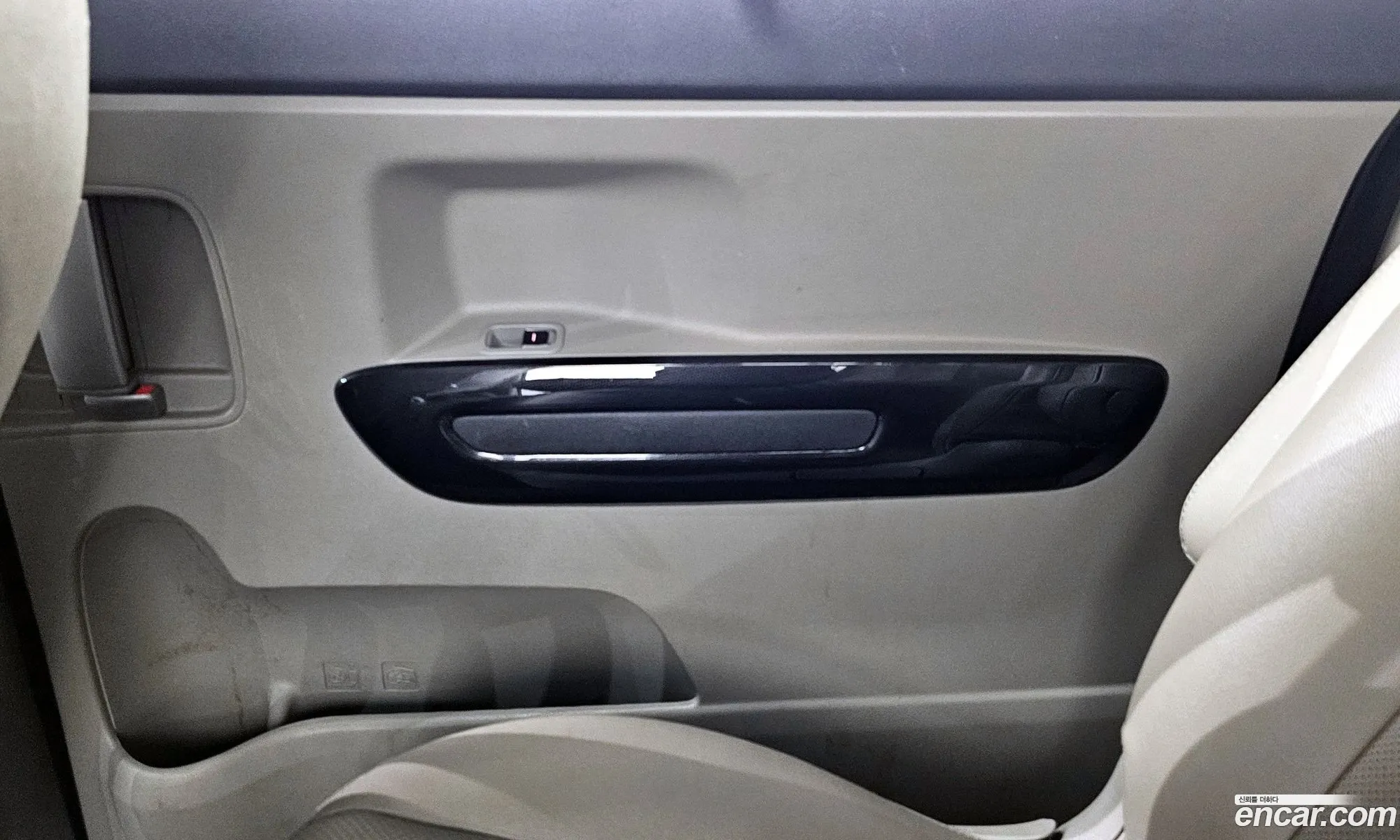 Kia Carnival 2017 — 14