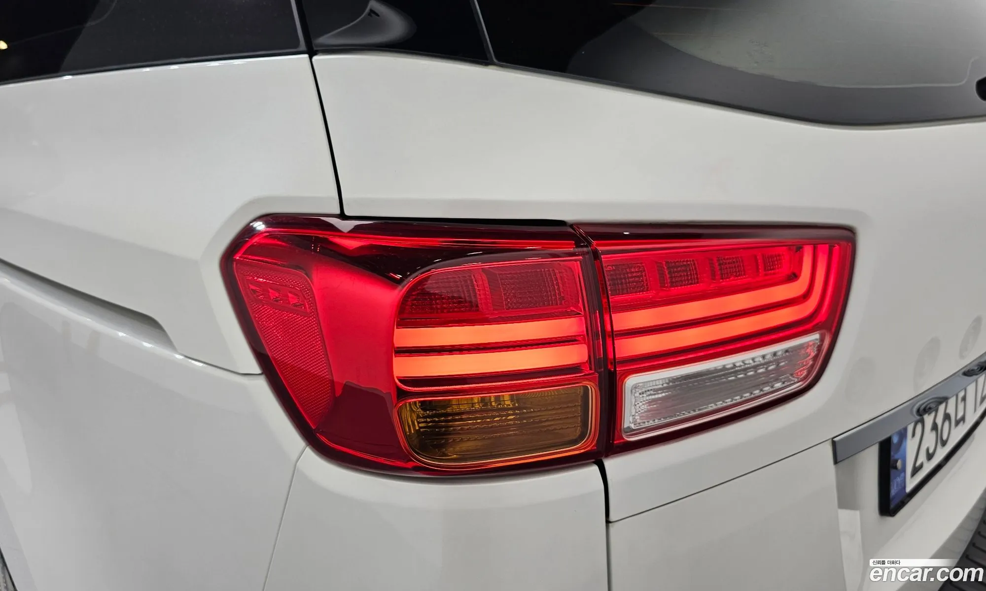 Kia Carnival 2017 — 25