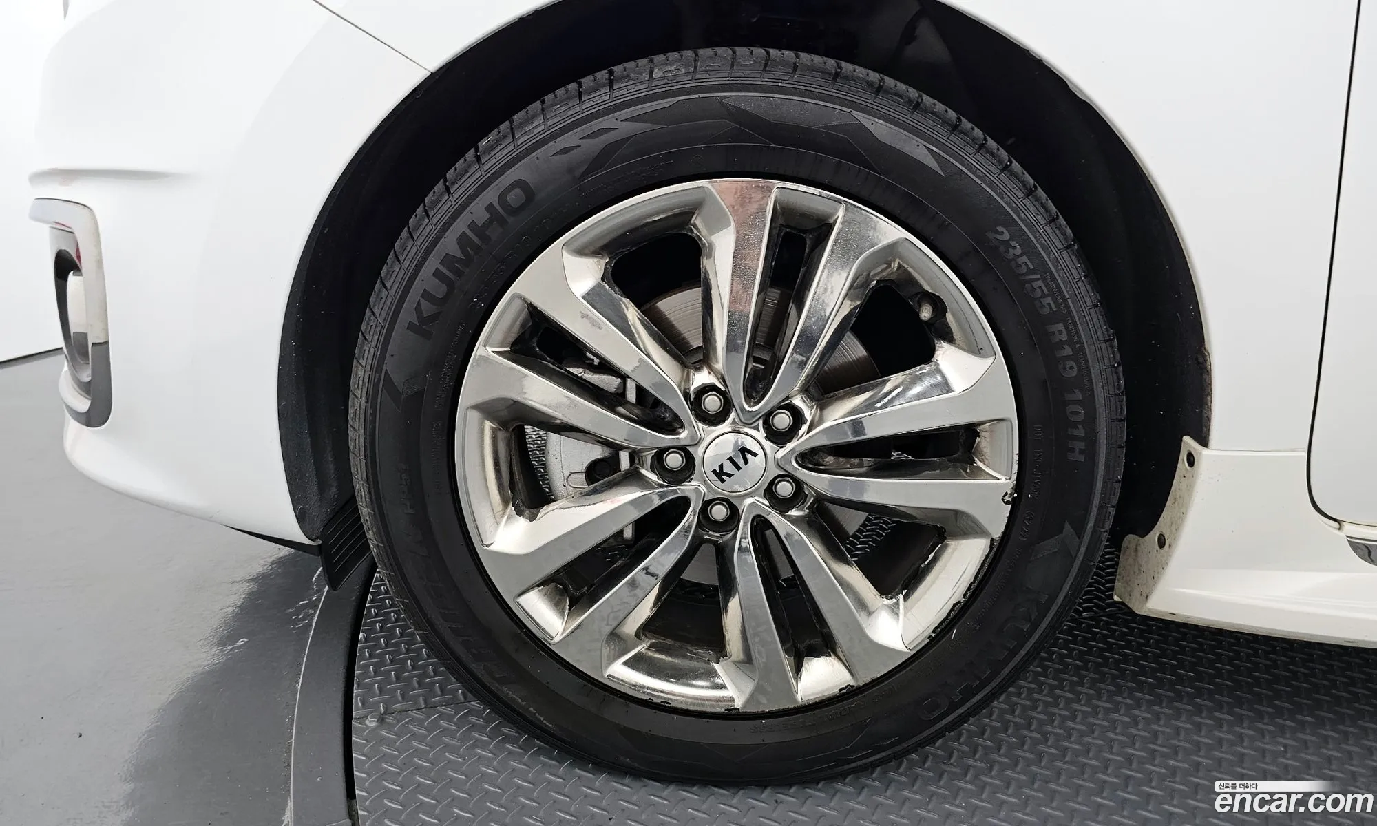 Kia Carnival 2017 — 30