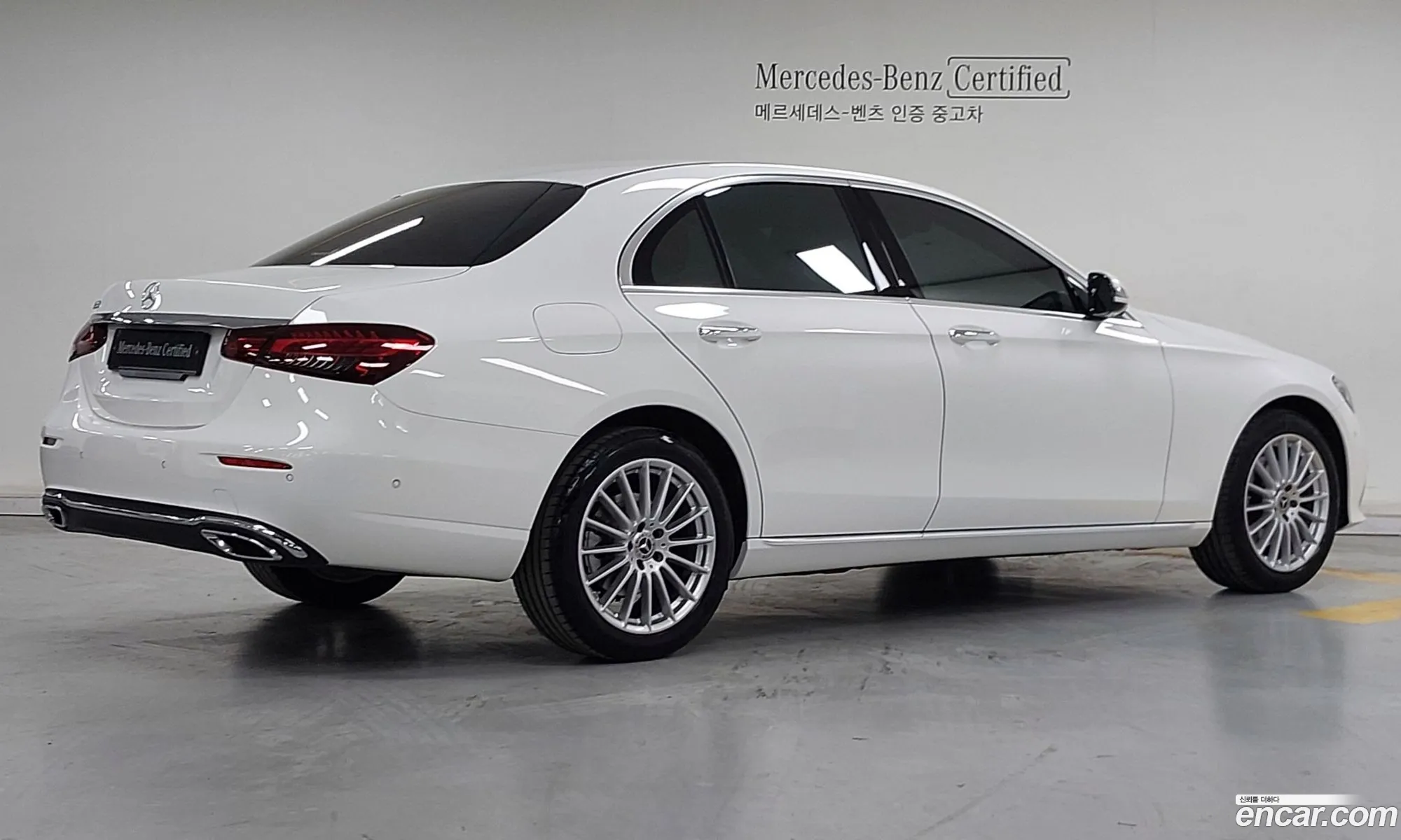 Mercedes-Benz E-Class W213 2022 — 14