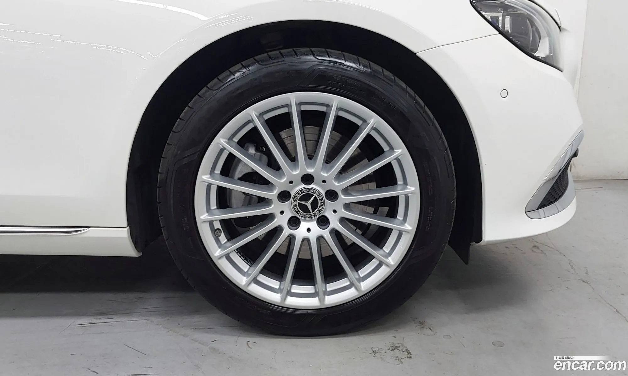 Mercedes-Benz E-Class W213 2022 — 2