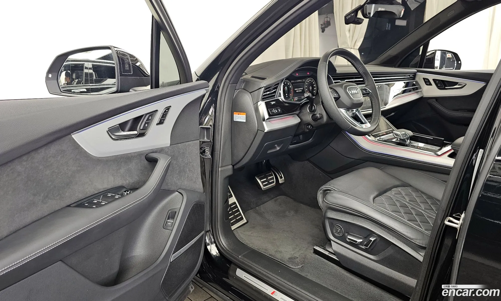 Audi Q7 2024 WAUZZZ4M0SD016545 — 32