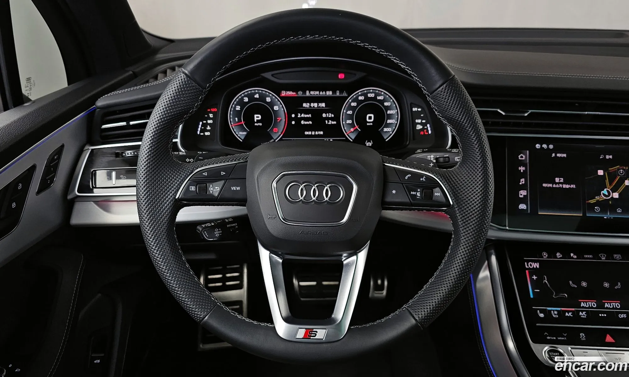 Audi Q7 2024 WAUZZZ4M0SD016545 — 12