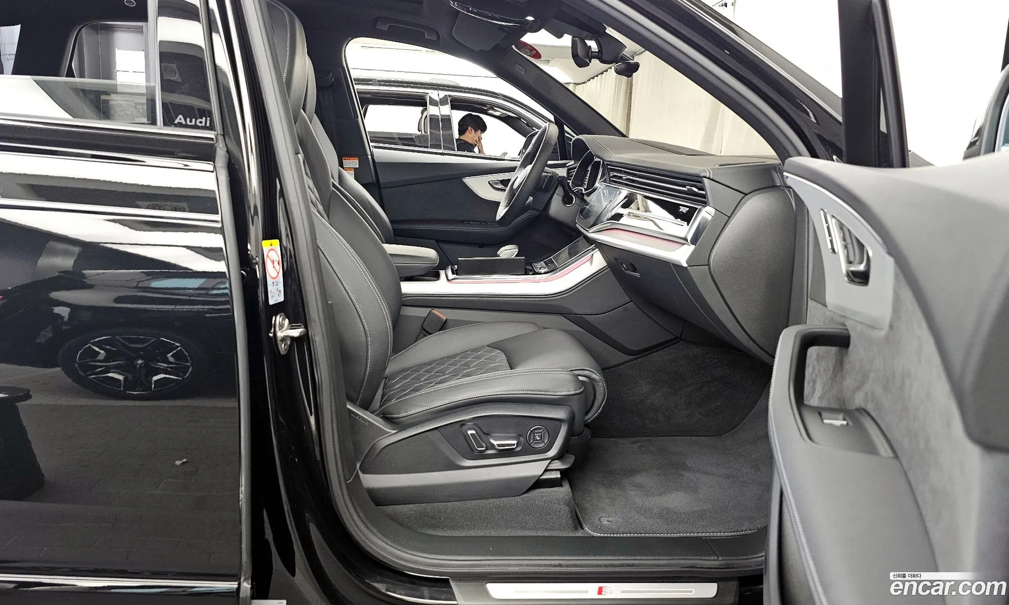 Audi Q7 2024 WAUZZZ4M0SD016545 — 11
