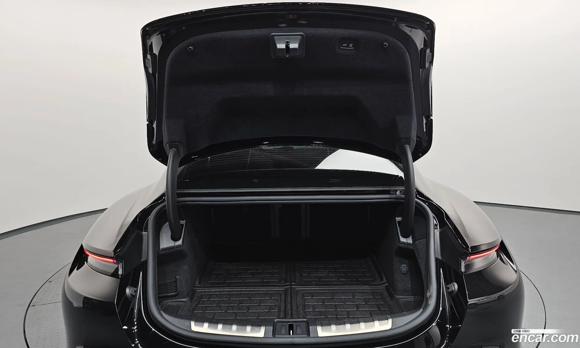 Porsche Taycan 2022 — 5