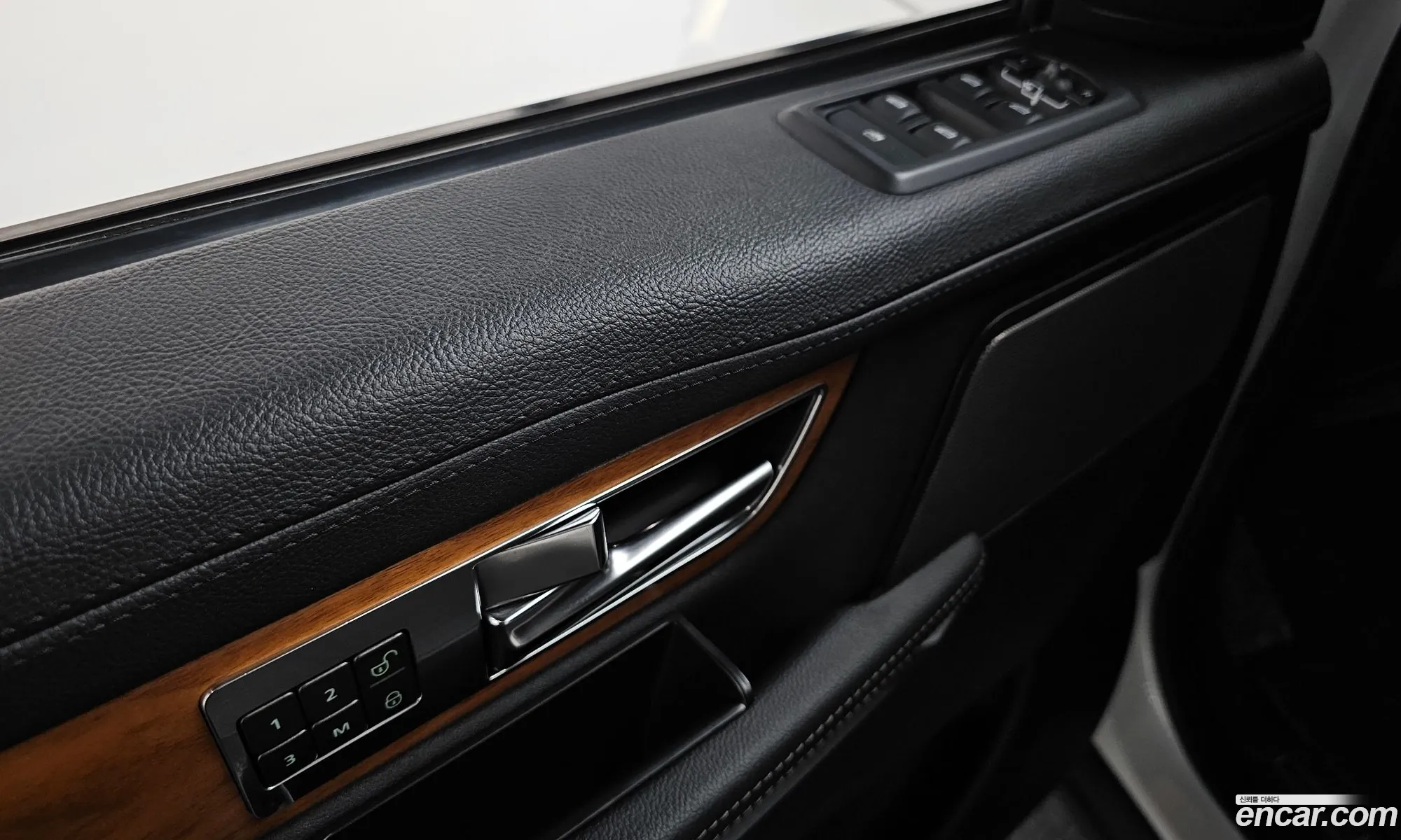 Land Rover Range Rover Sport 2012 SALLSAAG6DA779990 — 17