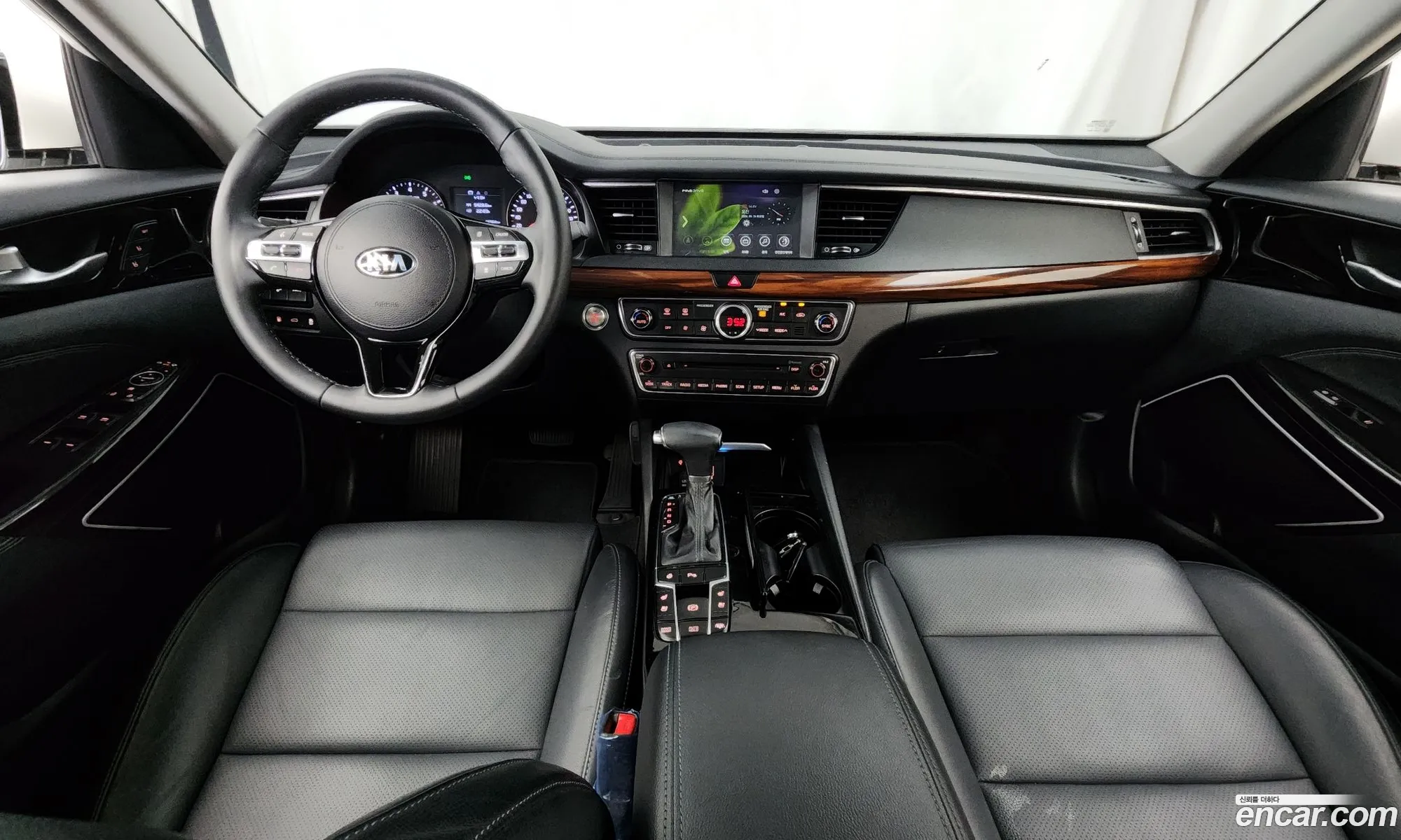 Kia K7 2016 — 10