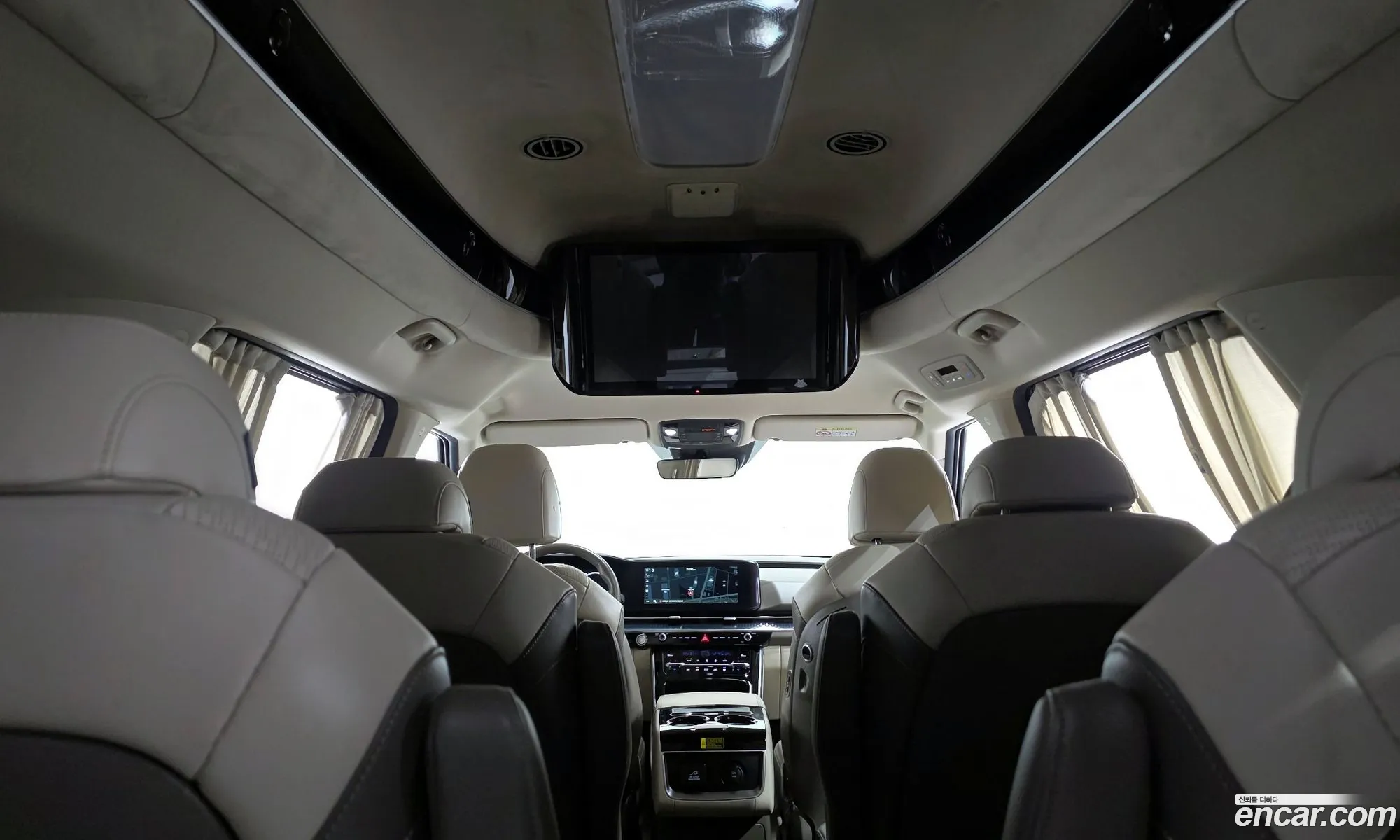 Kia Carnival 2021 — 4