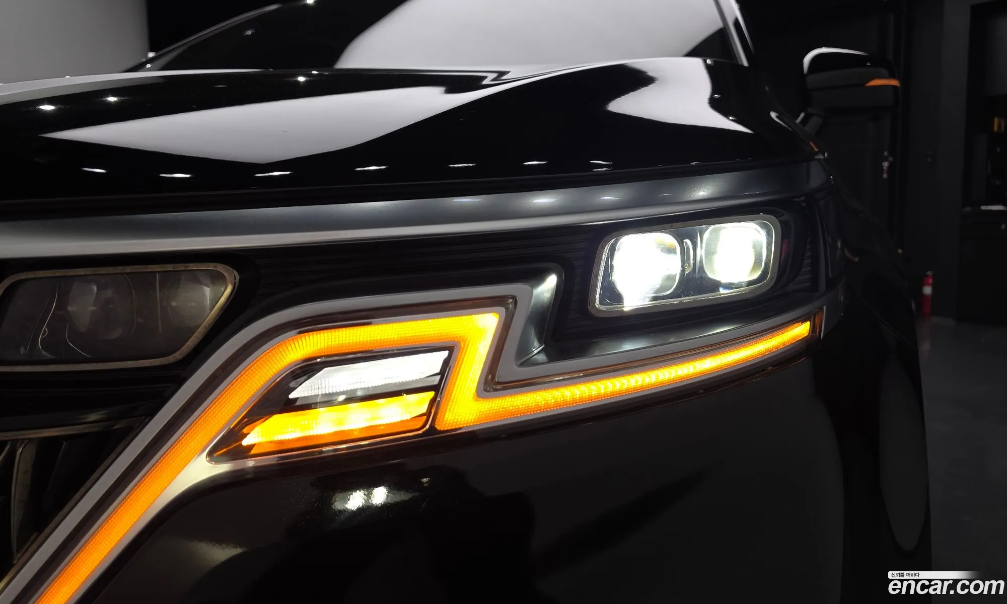 Kia Carnival 2021 — 3