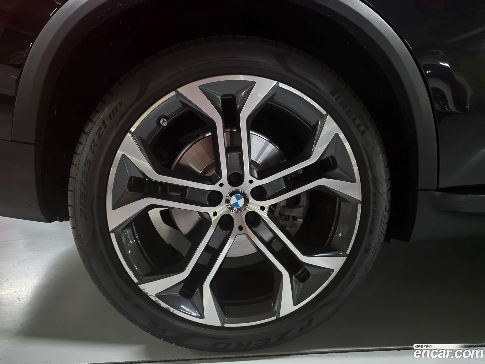 BMW X5 2022 — 12
