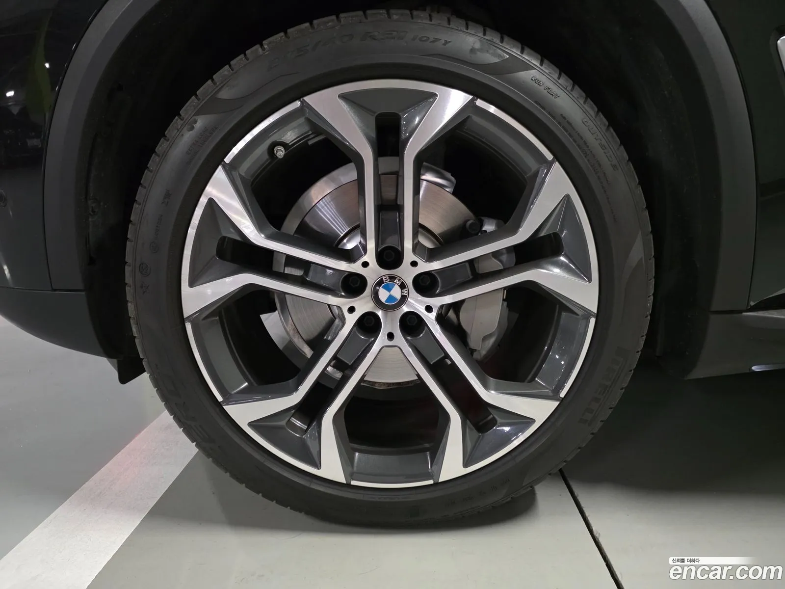 BMW X5 2022 — 2