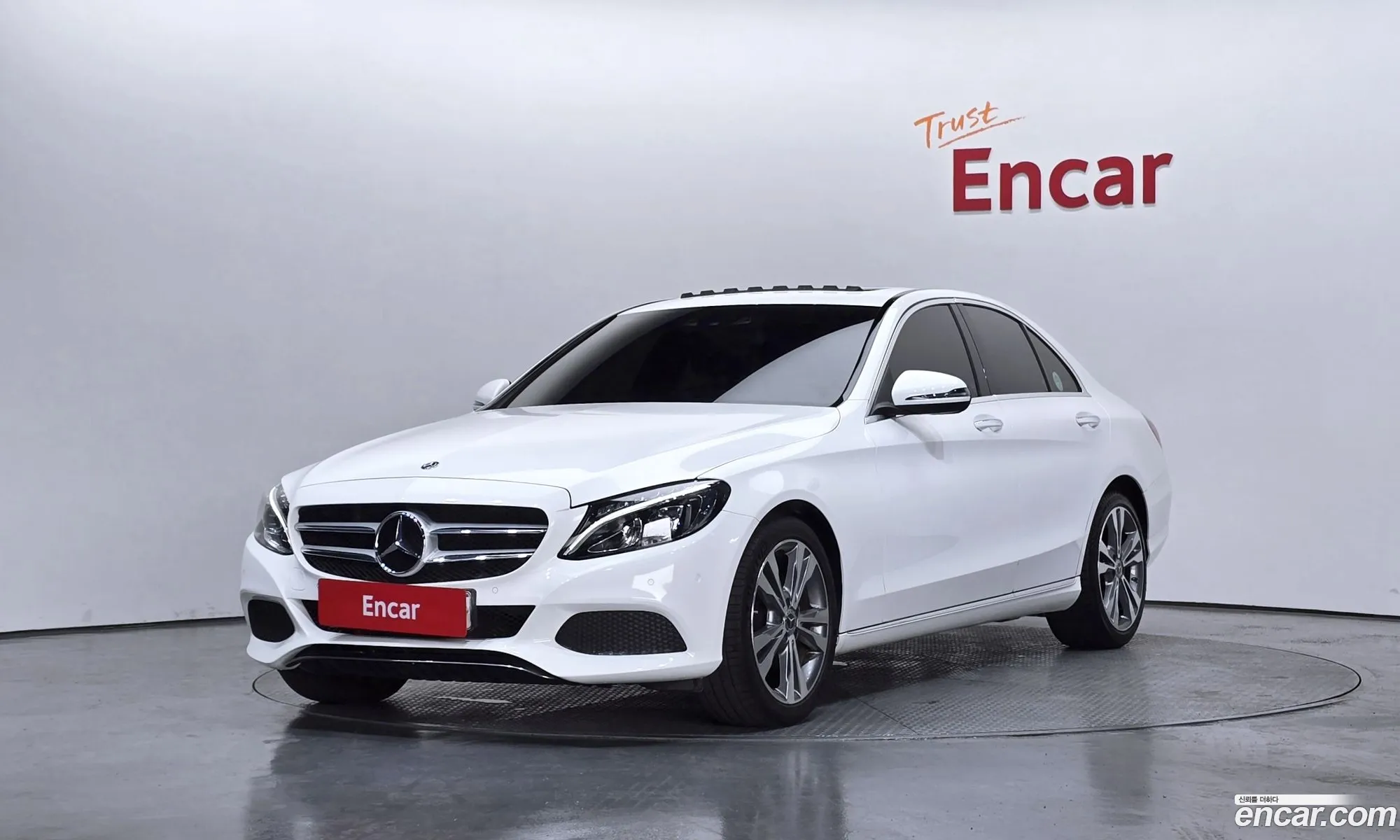 Mercedes-Benz C-Class W205 2017 — 19