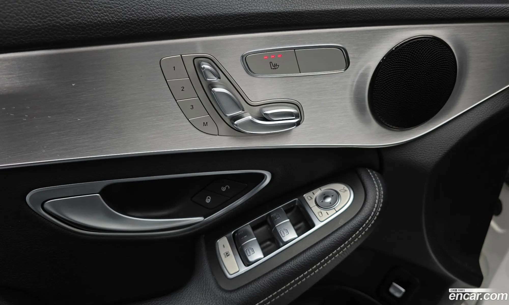 Mercedes-Benz C-Class W205 2017 — 18