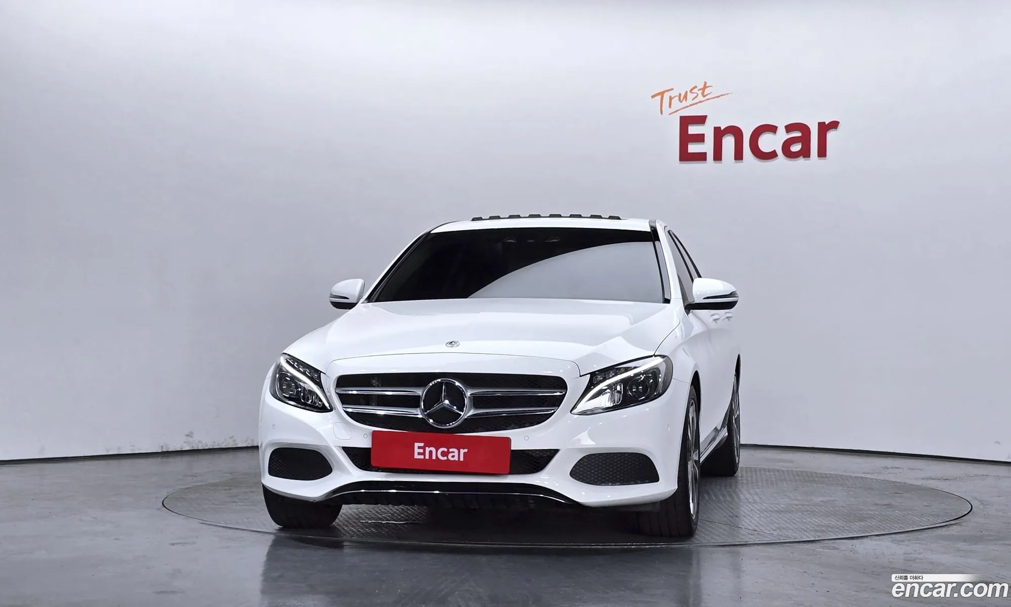 Mercedes-Benz C-Class W205 2017 — 10