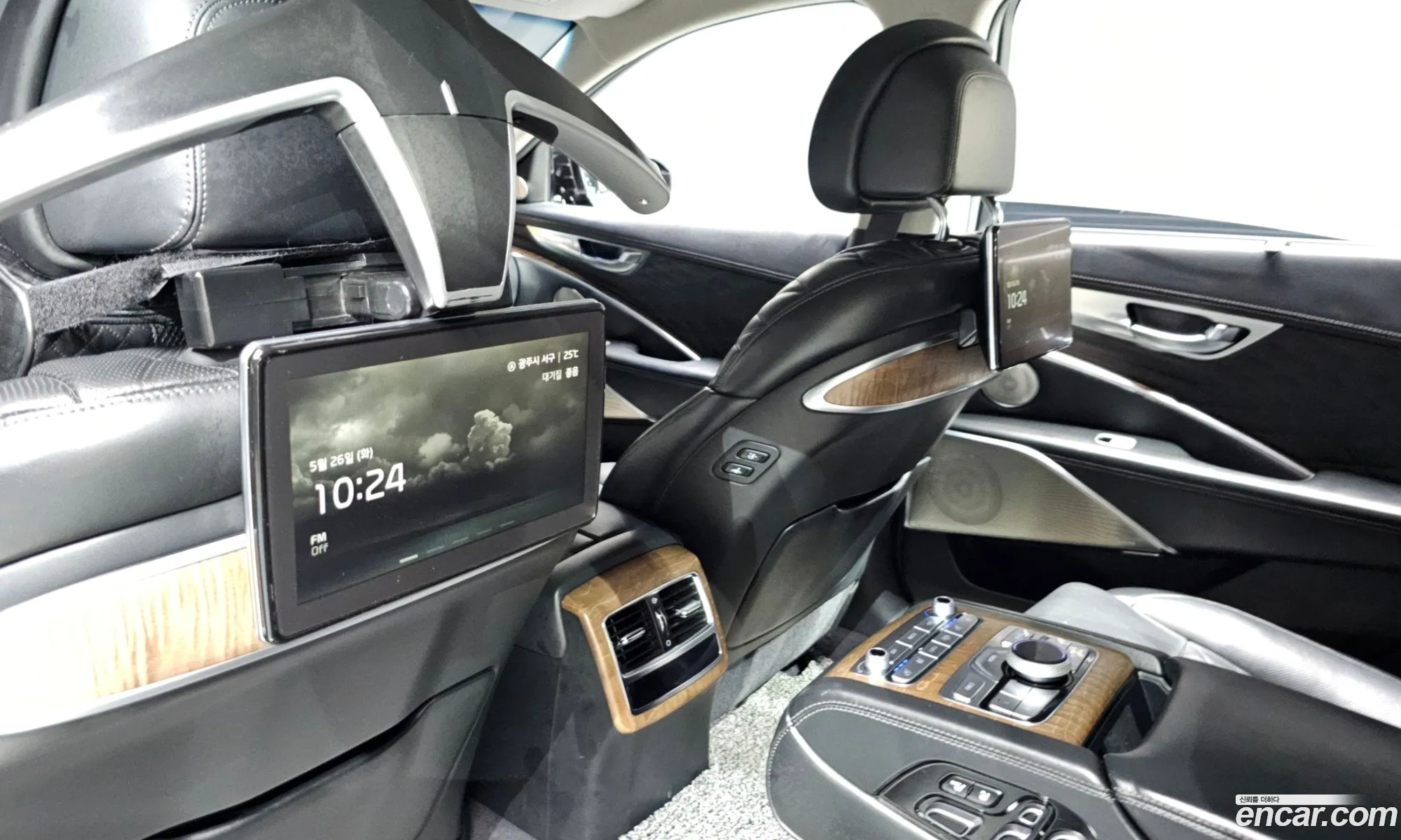 Kia K9 2022 — 11