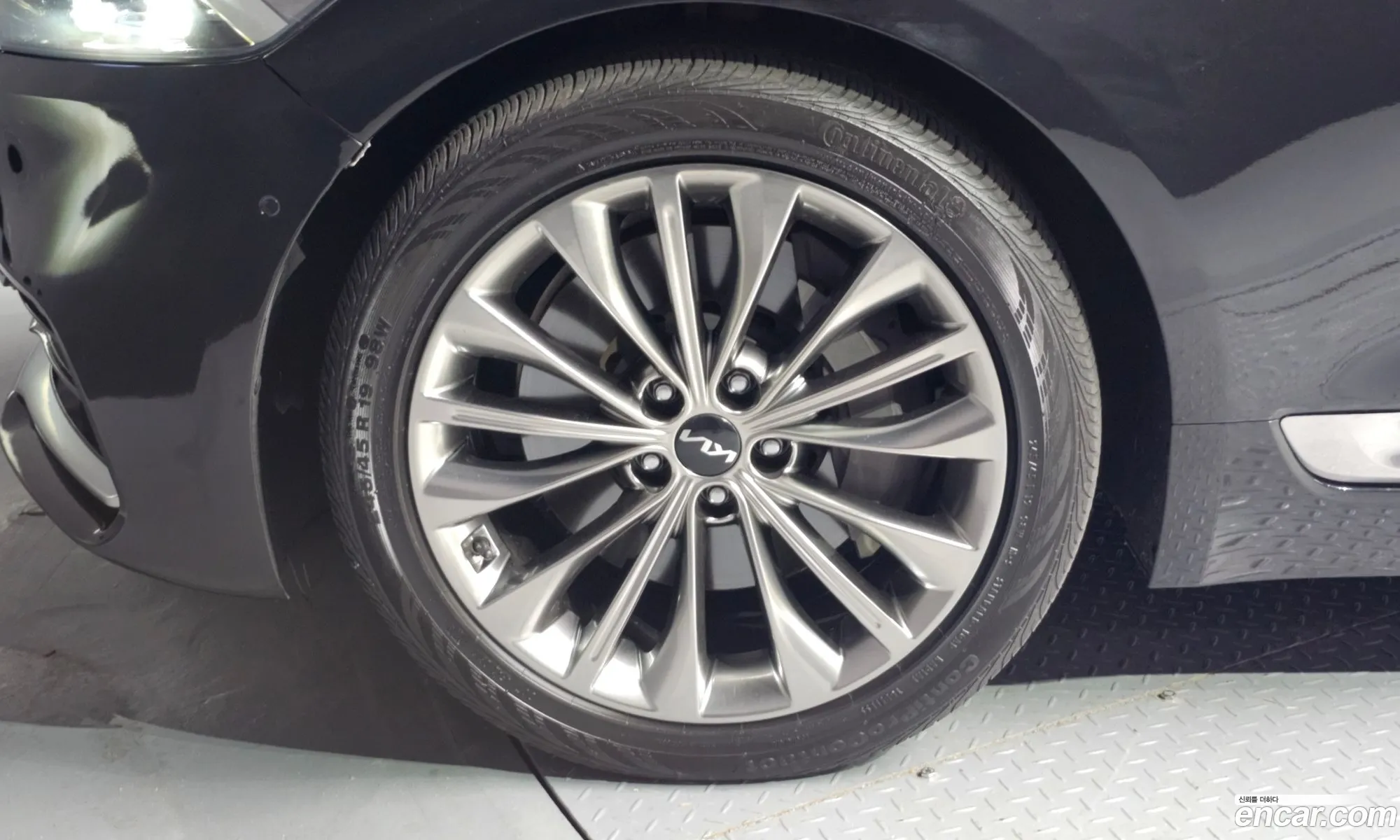 Kia K9 2022 — 15