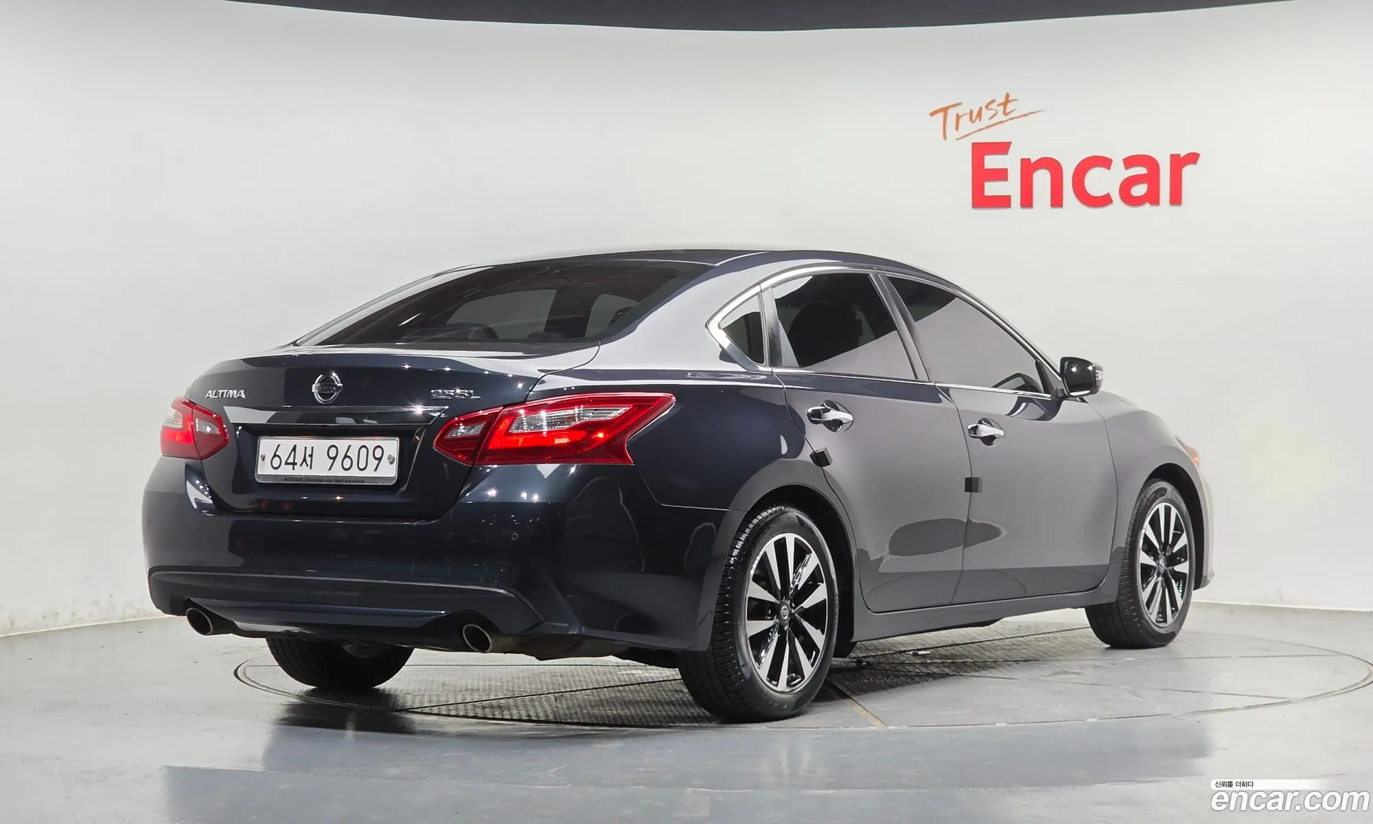 Nissan Altima 2018 — 15