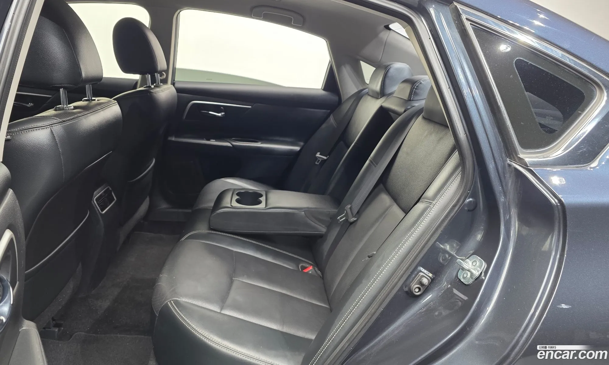 Nissan Altima 2018 — 30