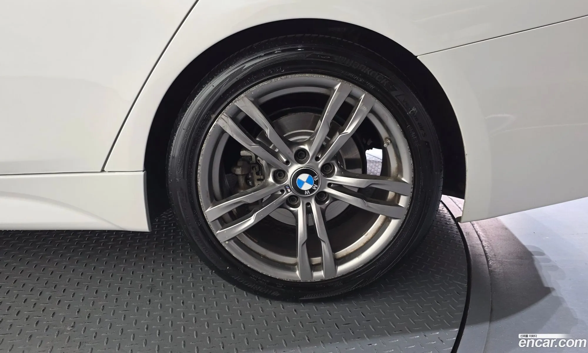 BMW 3 Series 2018 WBA8A9107JAE91732 — 9