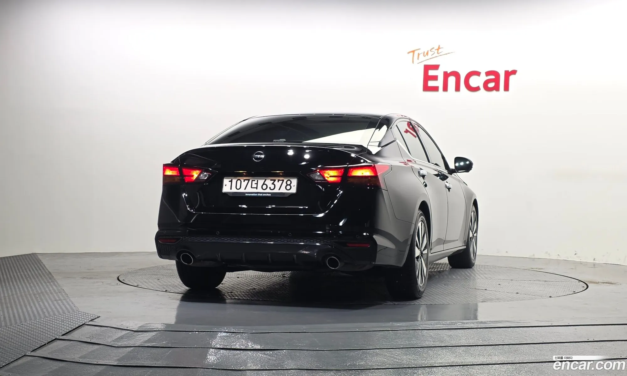 Nissan Altima 2019 1N4BL4AV4KC260359 — 4