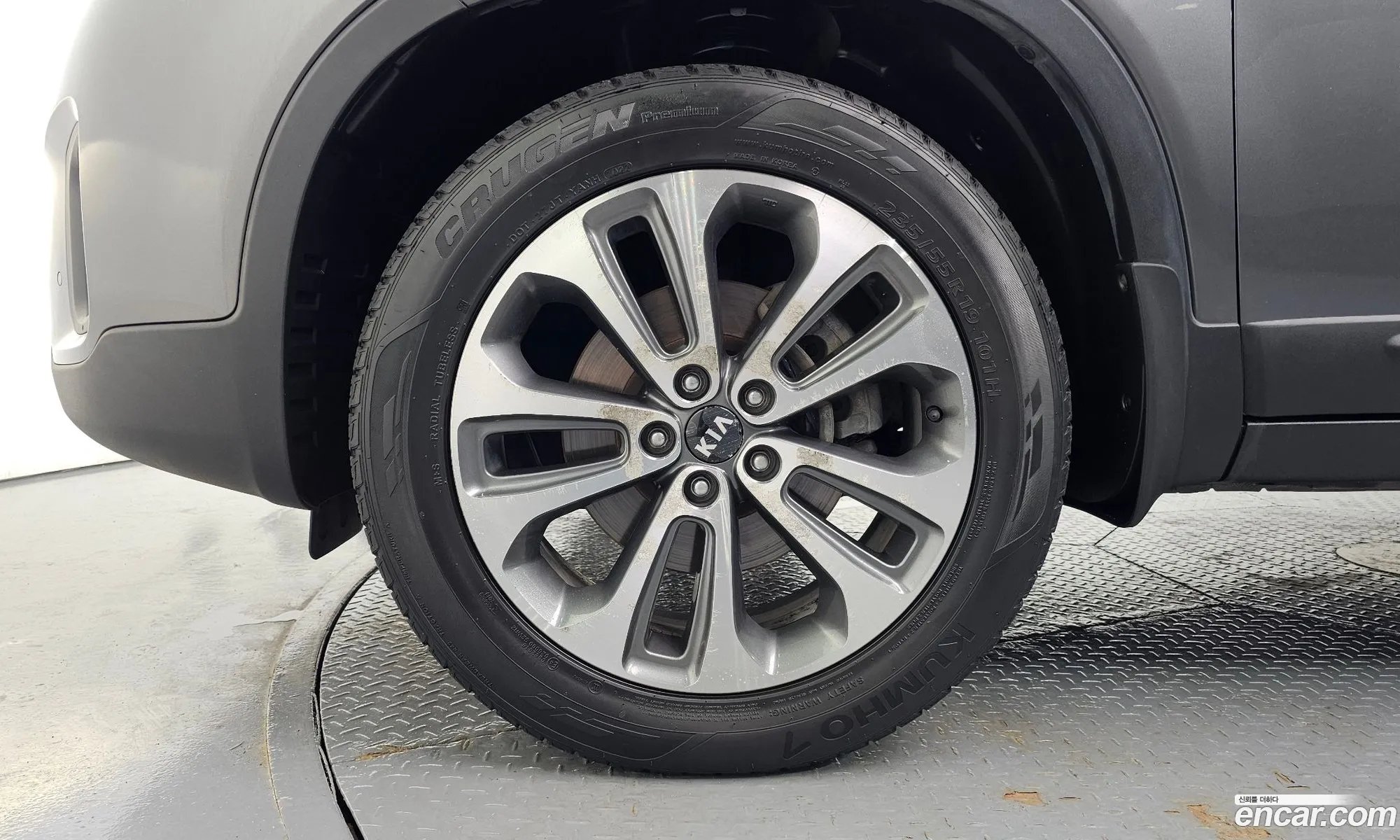 Kia Sorento R 2012 — 8