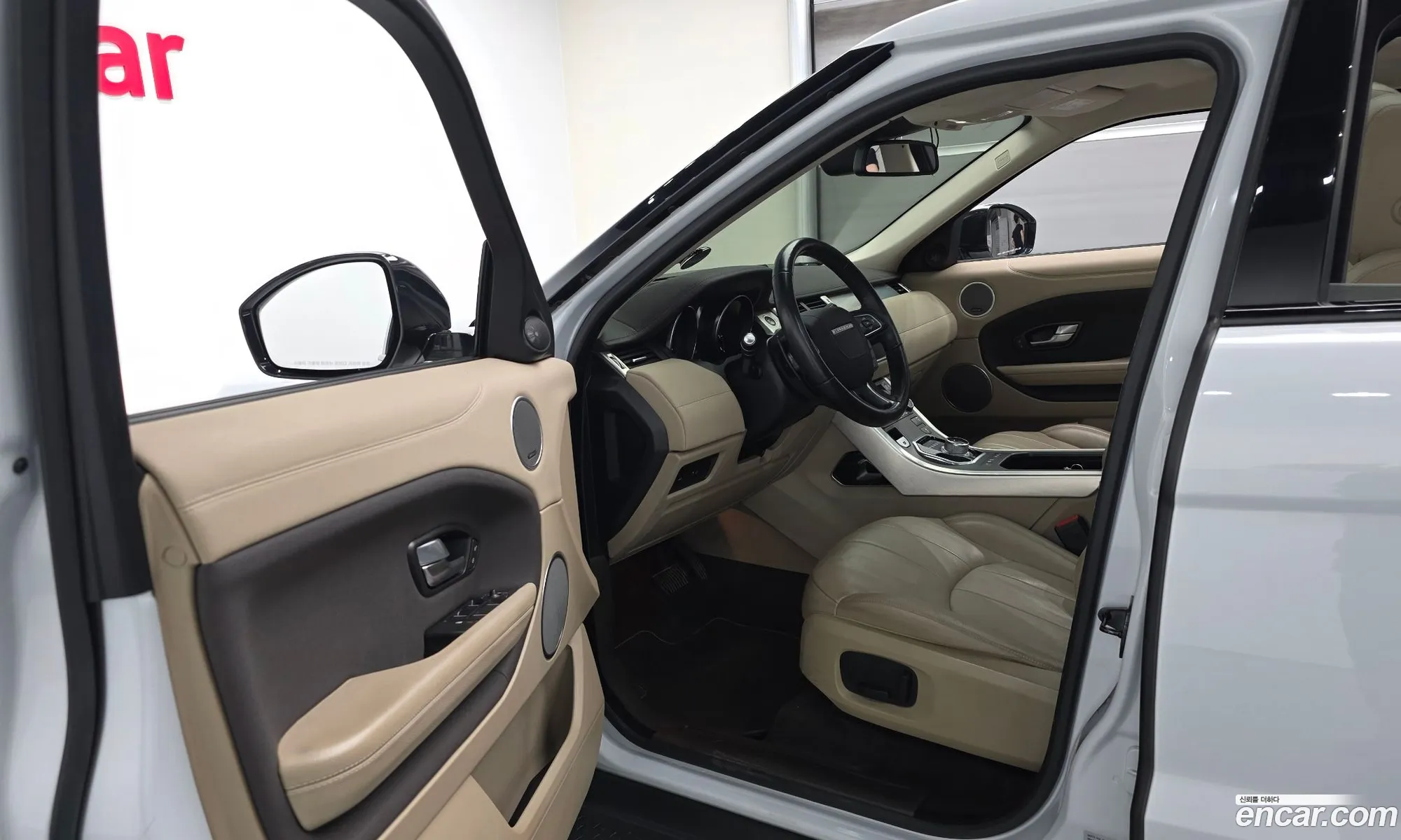 Land Rover Range Rover Evoque 2016 SALVA2BN8GH107759 — 16