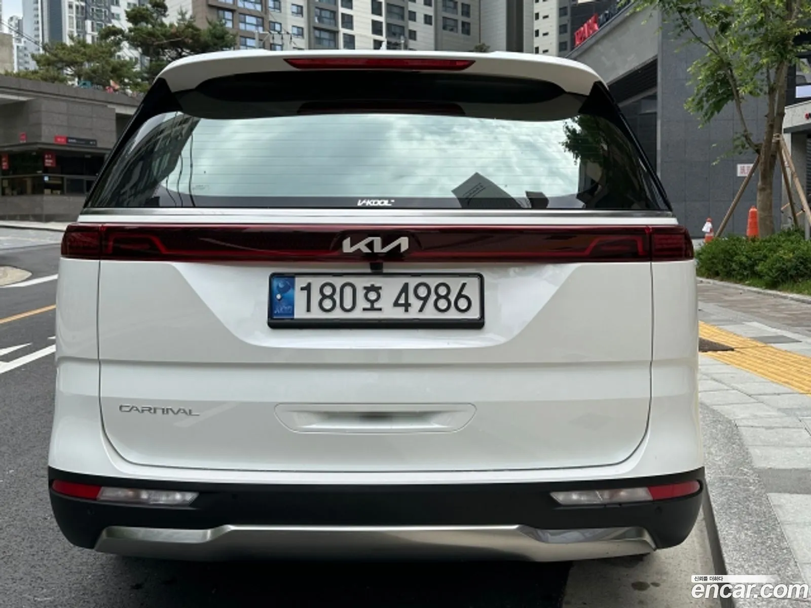 Kia Carnival 2022 — 3
